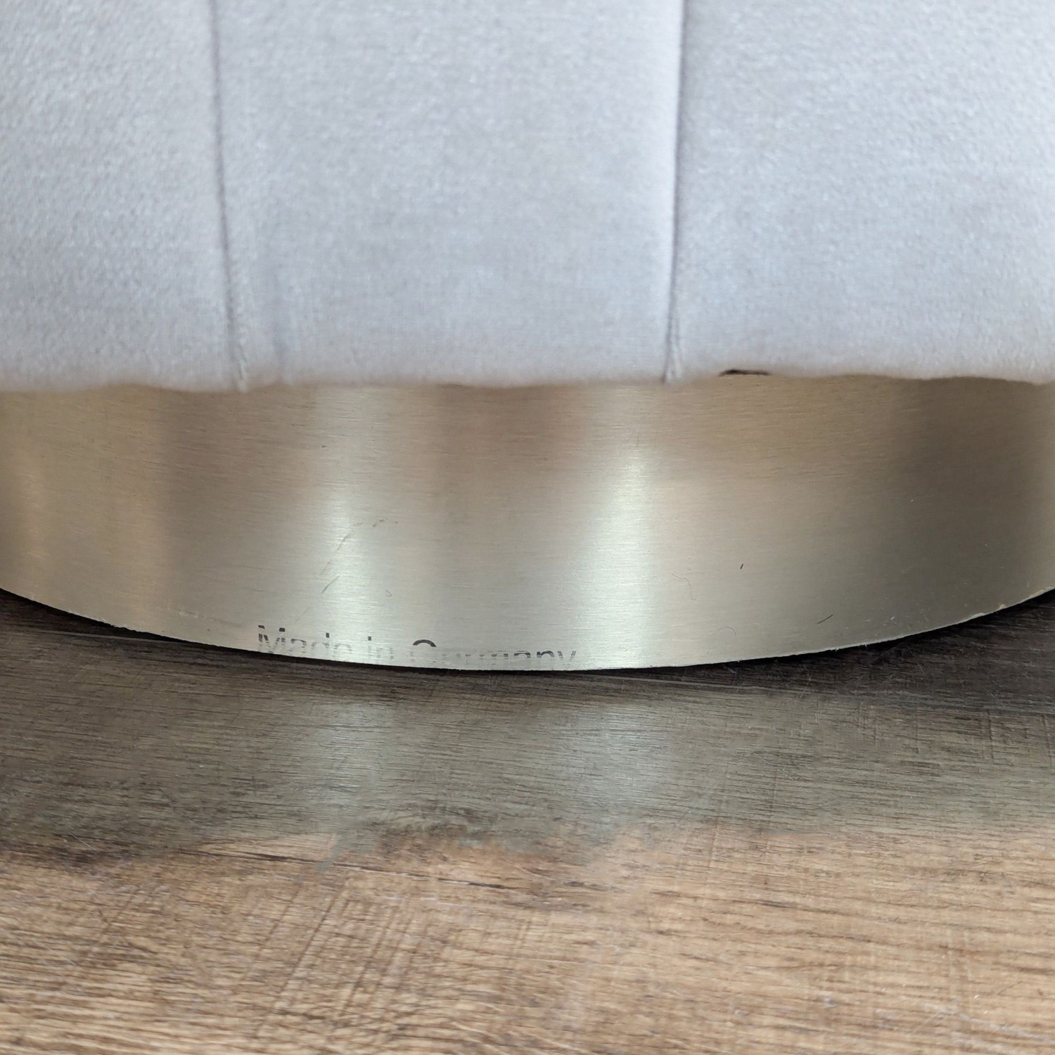 Springsteen Modern Velvet Swivel Chair  - image-7