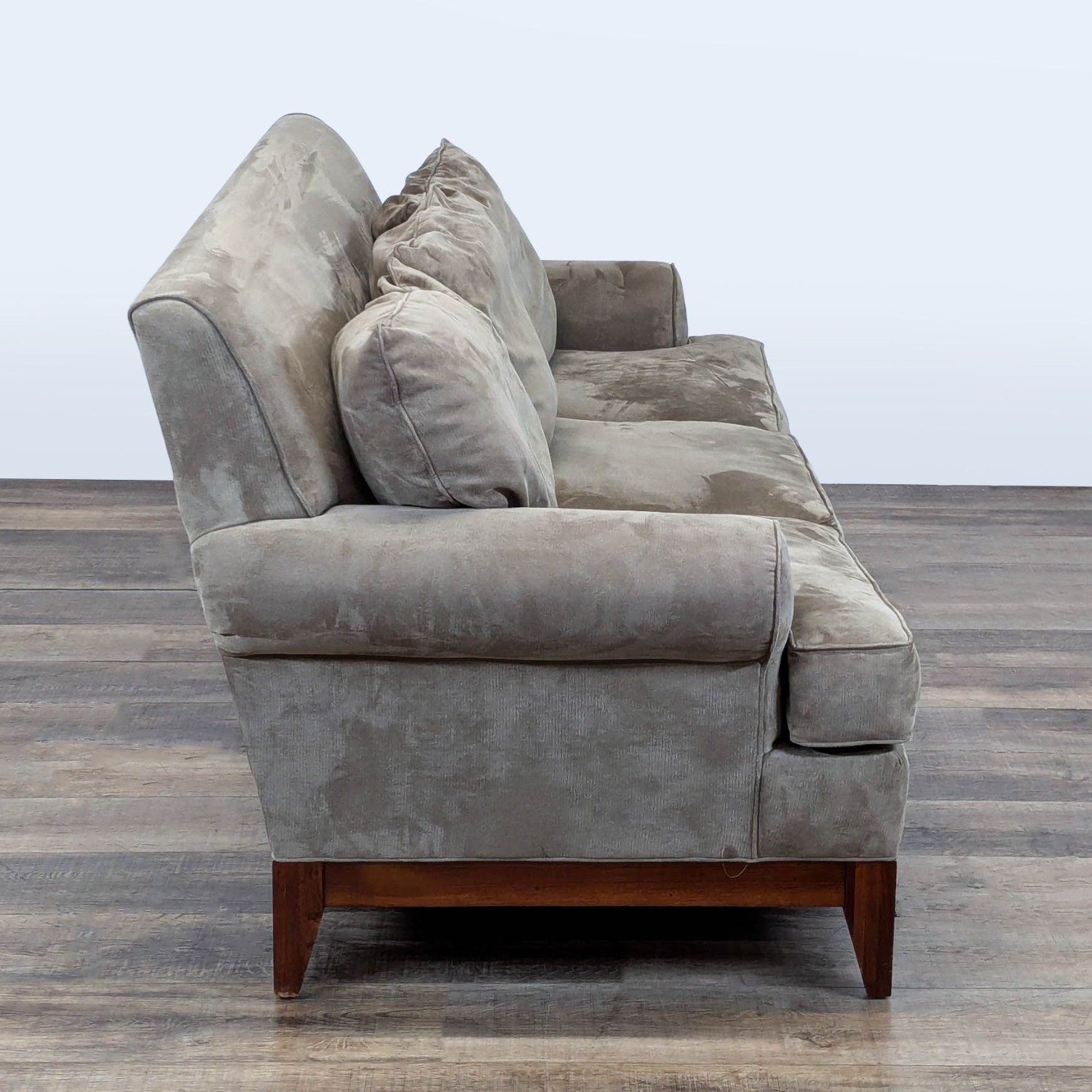 Kincaid Furniture Transitional 3-Seat Sofa - image-7