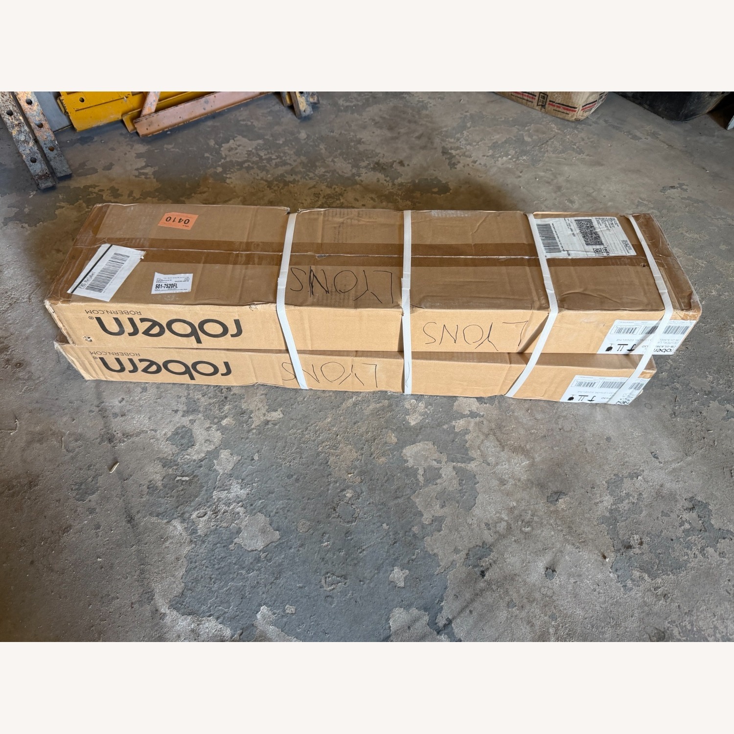 Robern Vesper Lighting - image-2