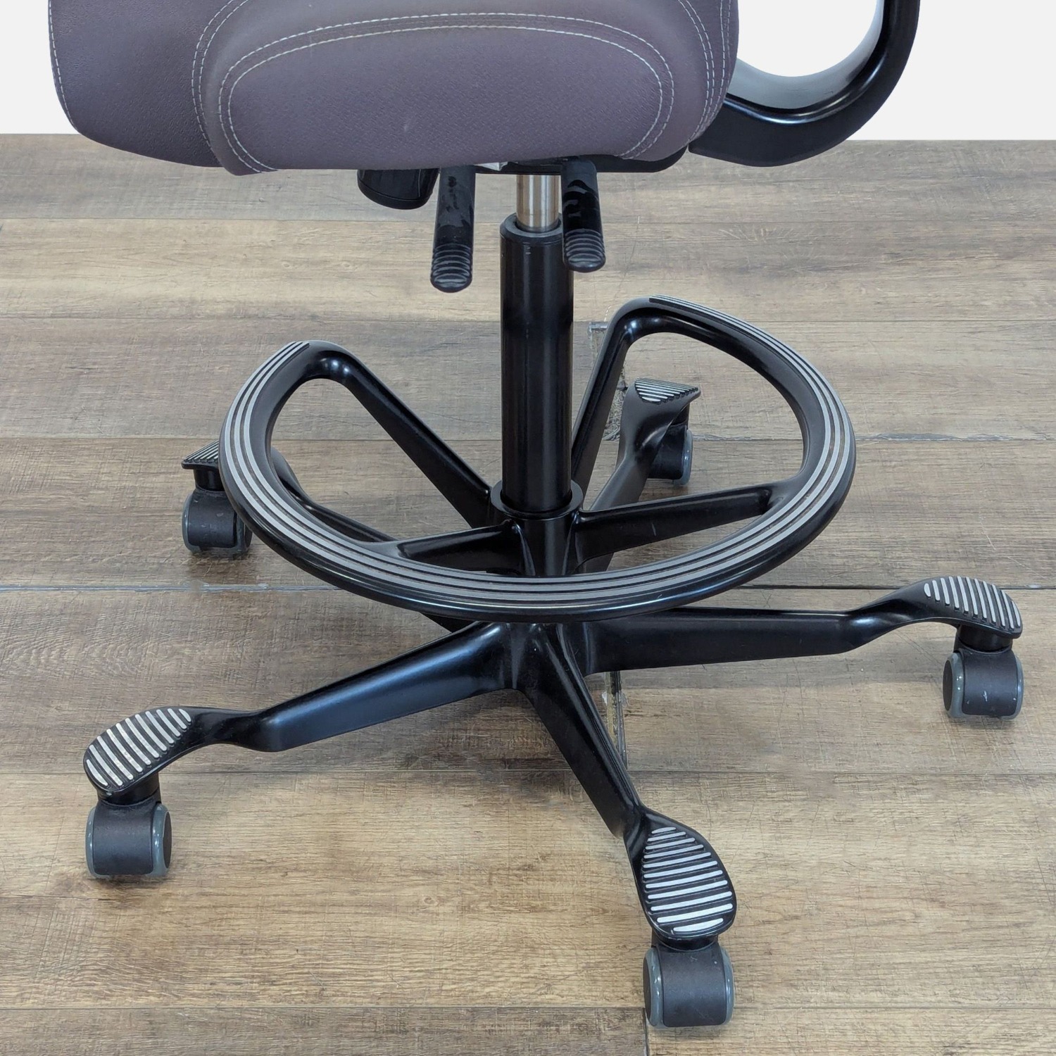 H√ÖG H8106 Ergonomic Office Chair - image-7