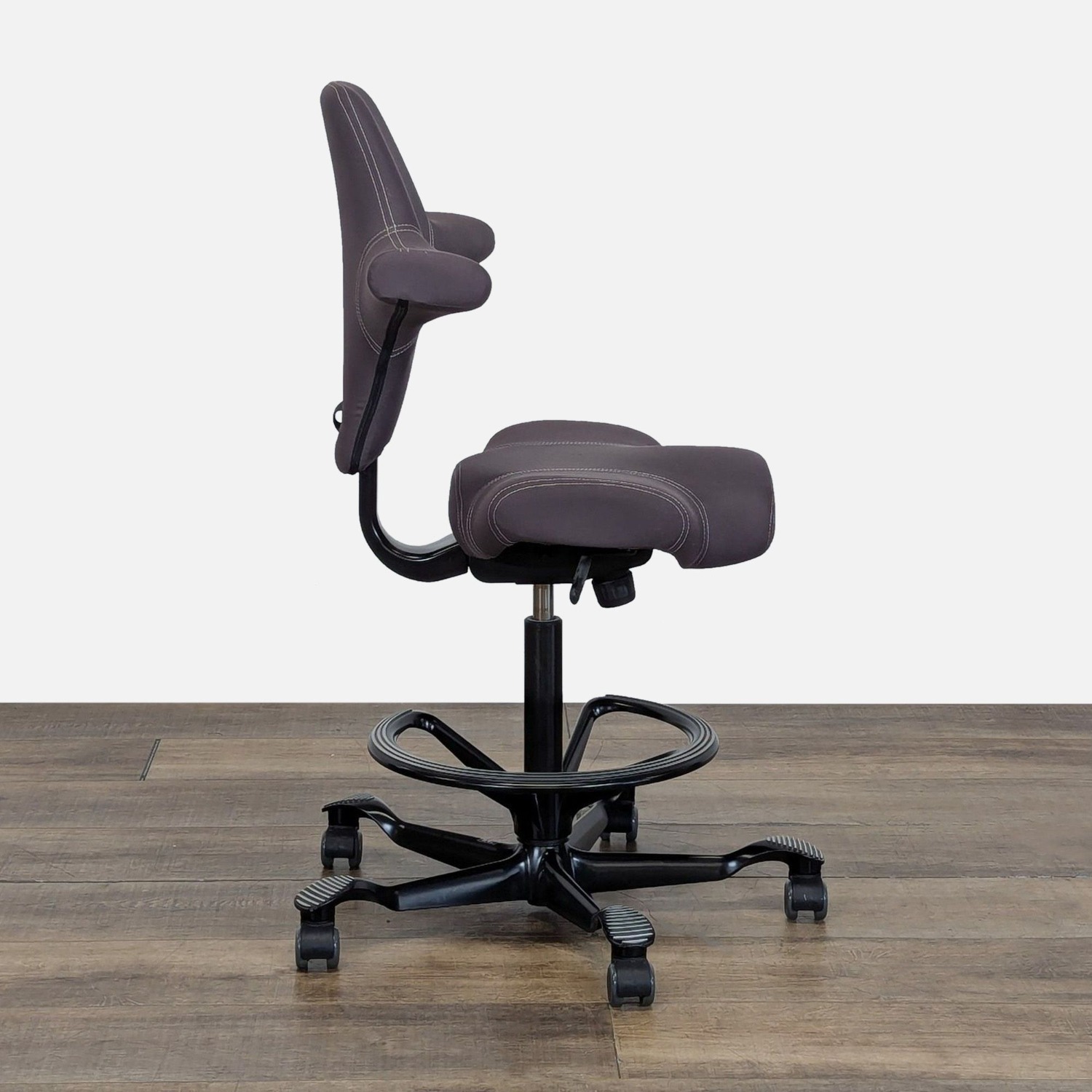 H√ÖG H8106 Ergonomic Office Chair - image-2