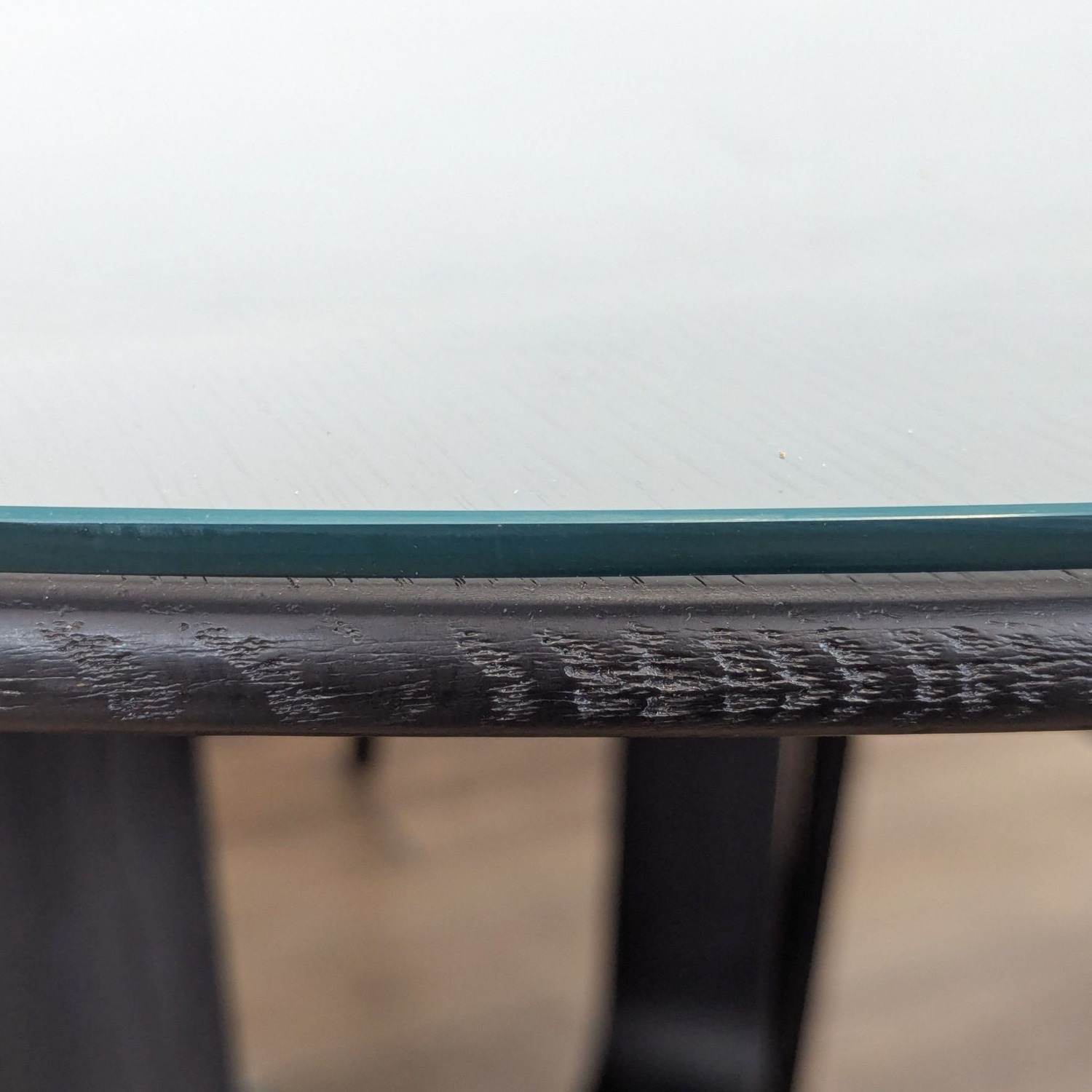 A Thais Saint Germain Round Modern - image-7