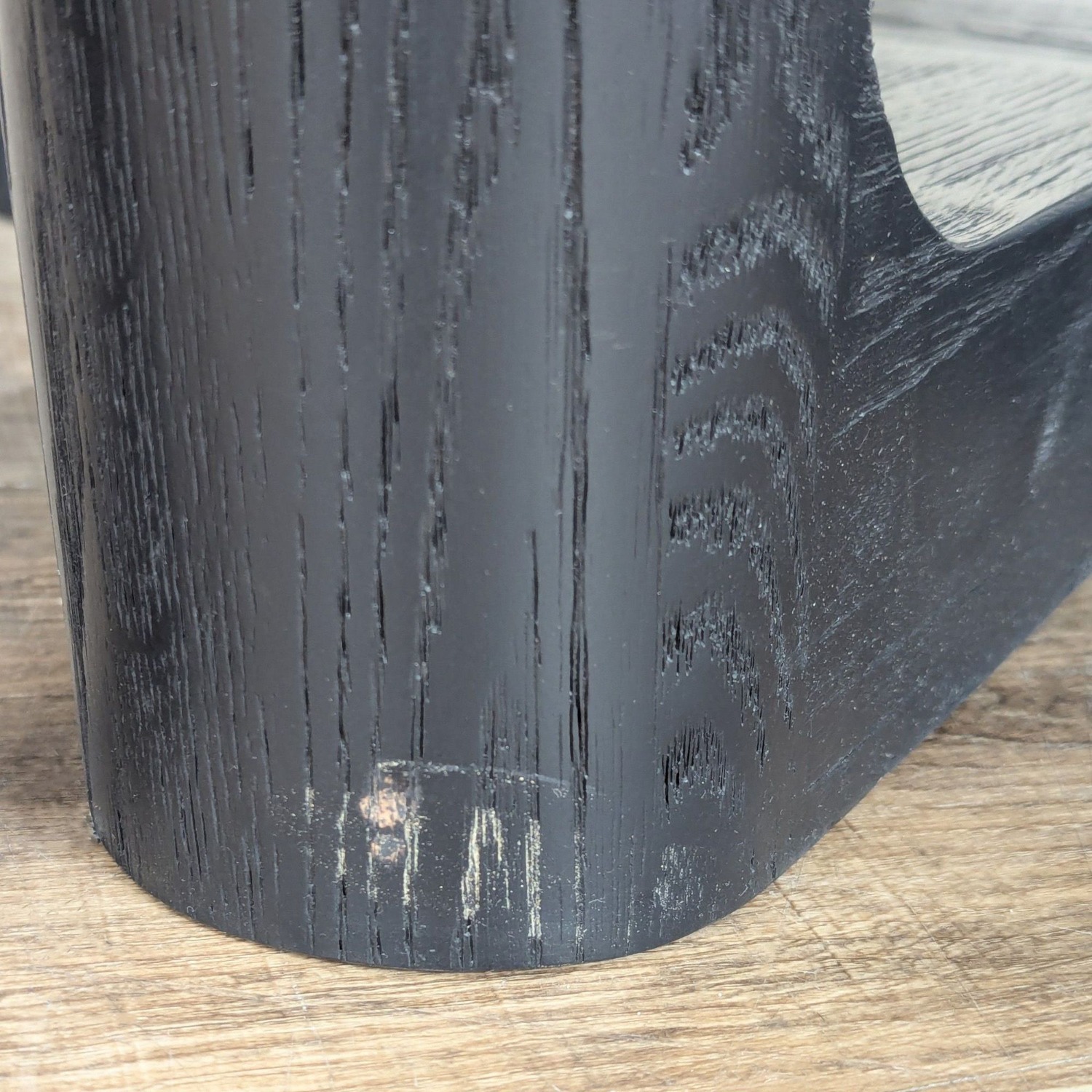 A Thais Saint Germain Round Modern - image-6