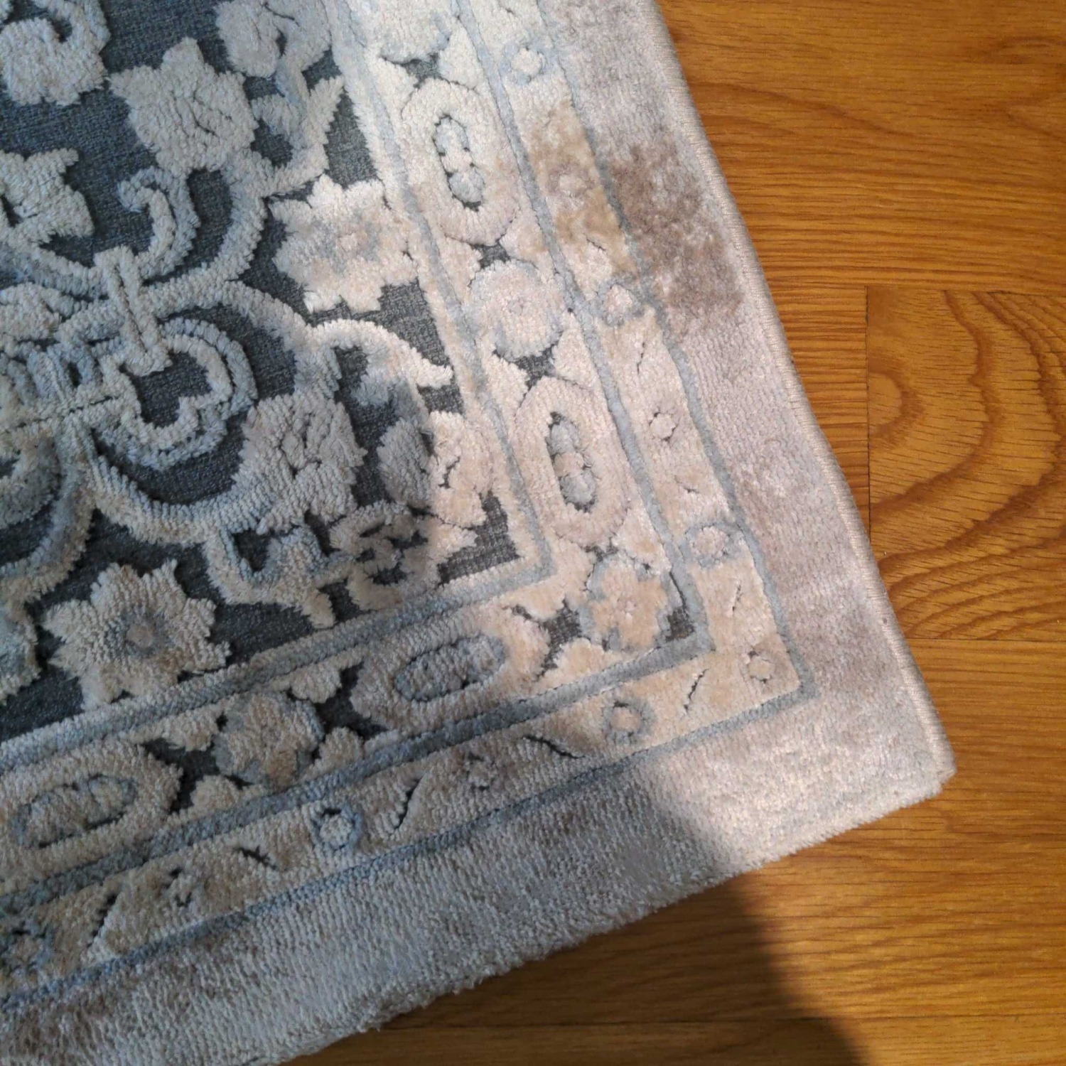 Jaipur Living Fables Regal FB08 Gray White - image-1