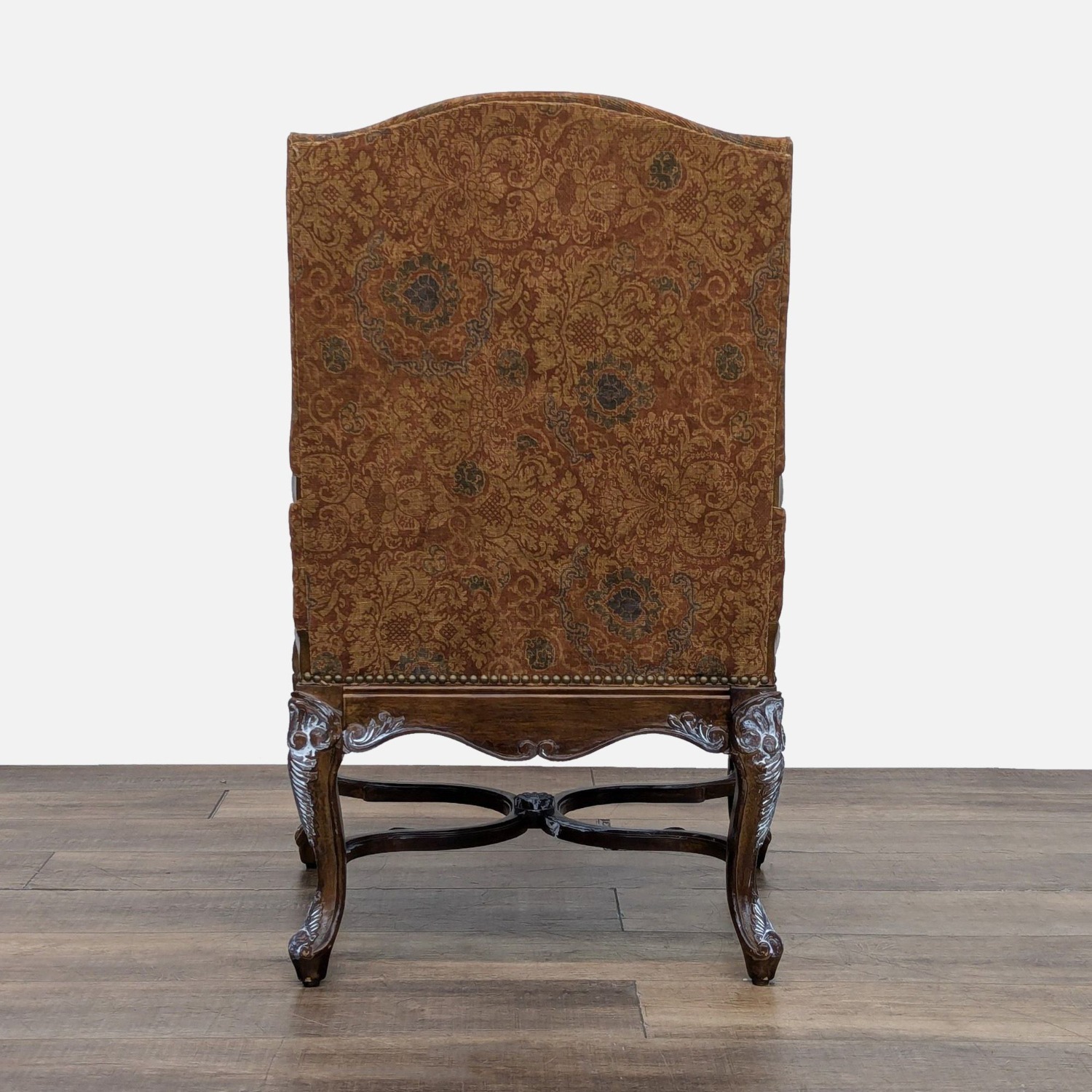  Clutter Victorian Style Armchair - image-3