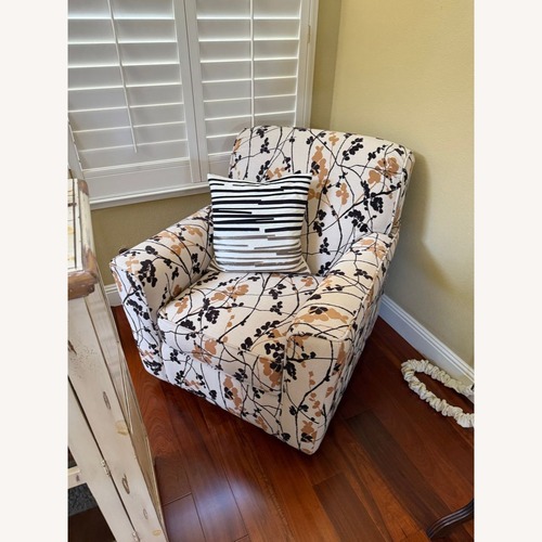 Used Ashley Furniture Contemporary Swivel Chair for sale on AptDeco