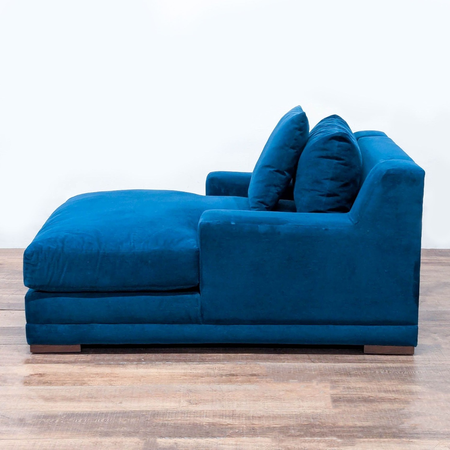 Living Spaces Everett Modern Chaise Lounge - image-9