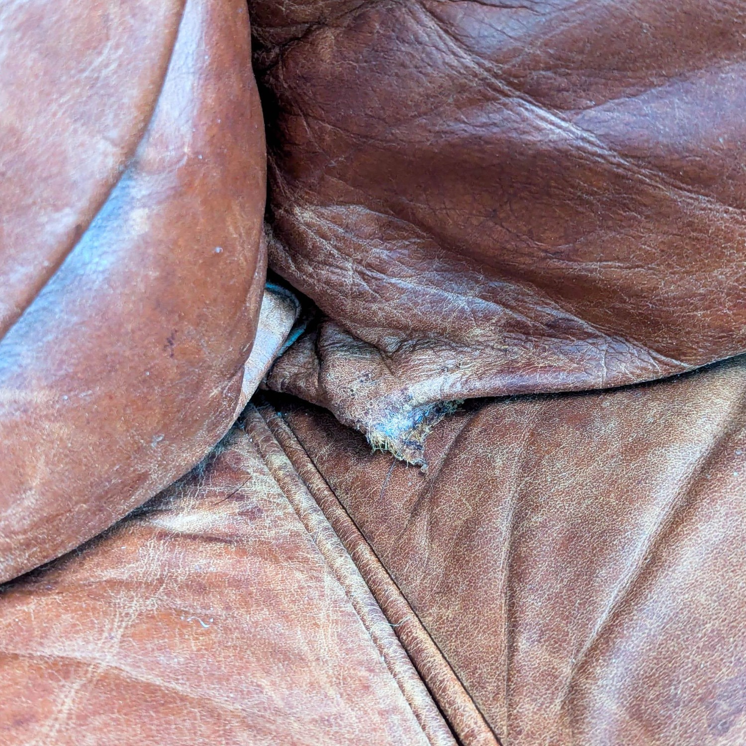 Classic 3-Seat Leather Couch - image-11