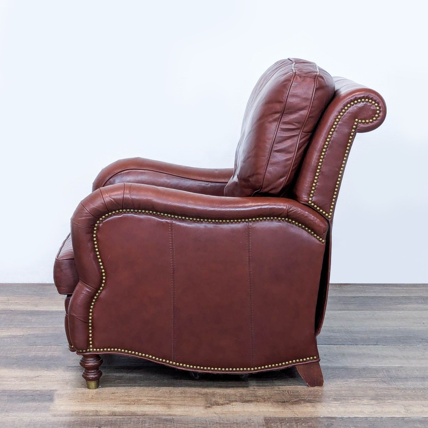 Motioncraft Classic Leather Recliner - image-5