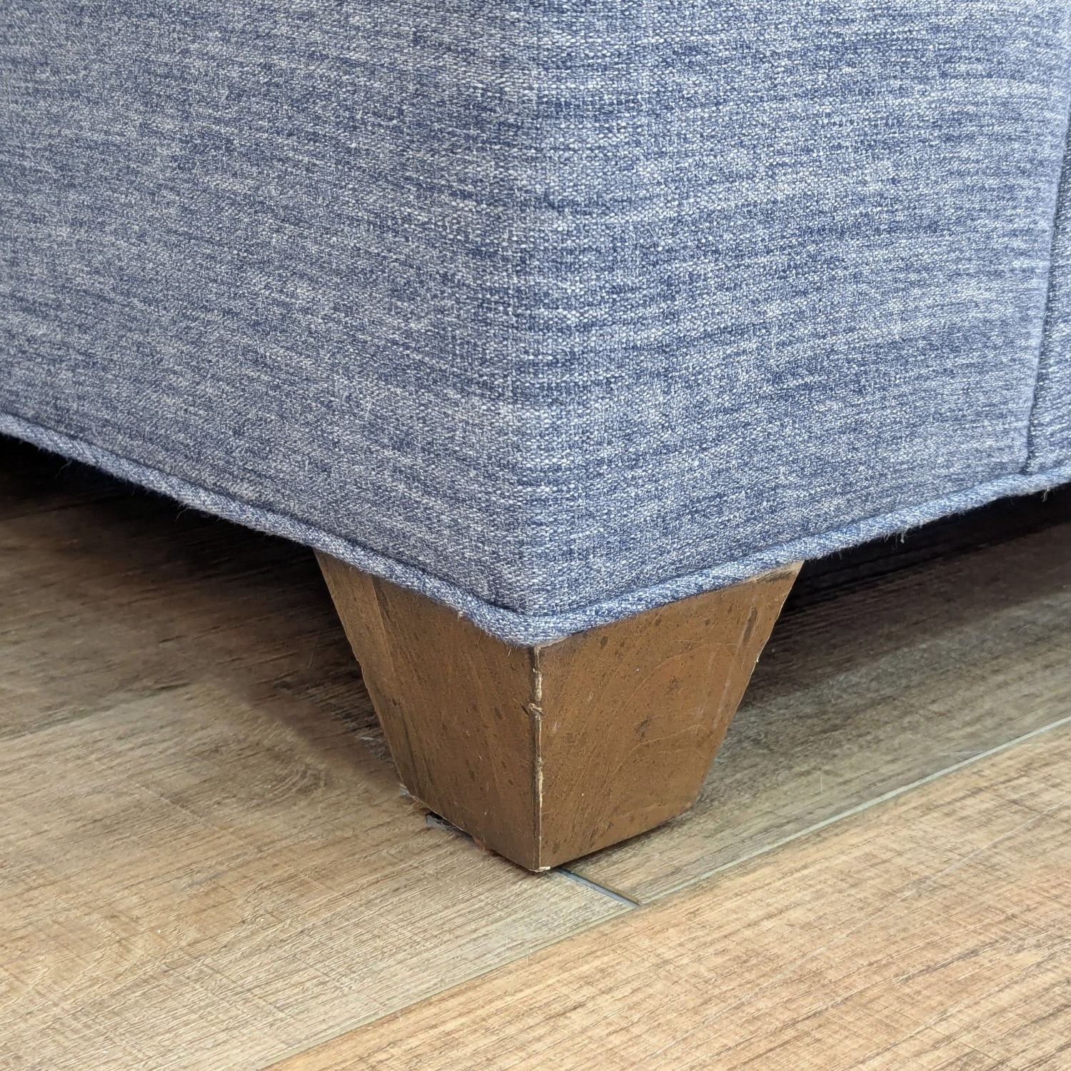 3-Seat Traditional Sofa with Rolled Arms	 - image-7