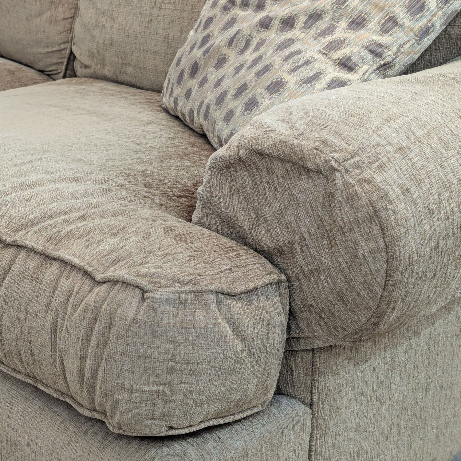 Ethan Allen Traditional 3-Seat Sofa - image-5