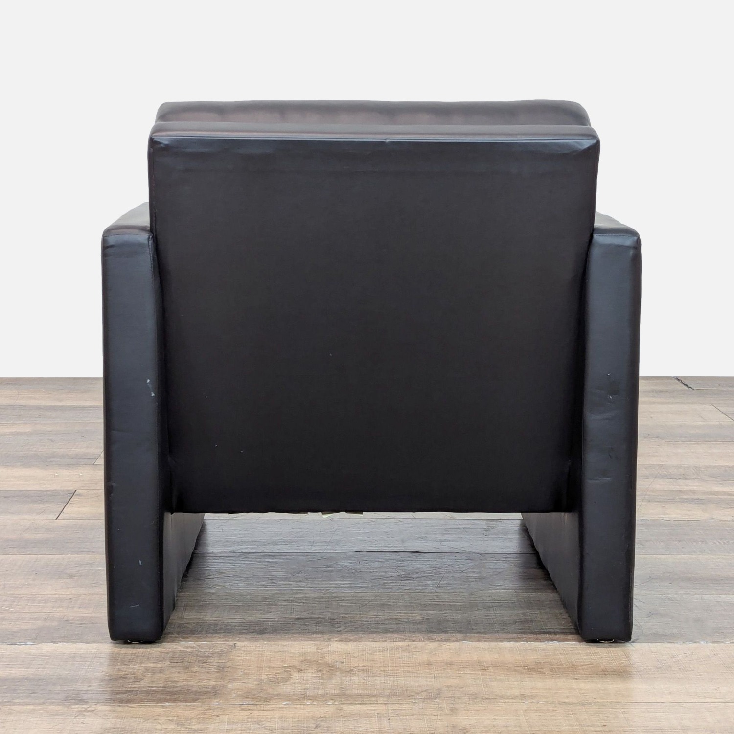 Pennant Faux Leather Modern Lounge Chair - image-6