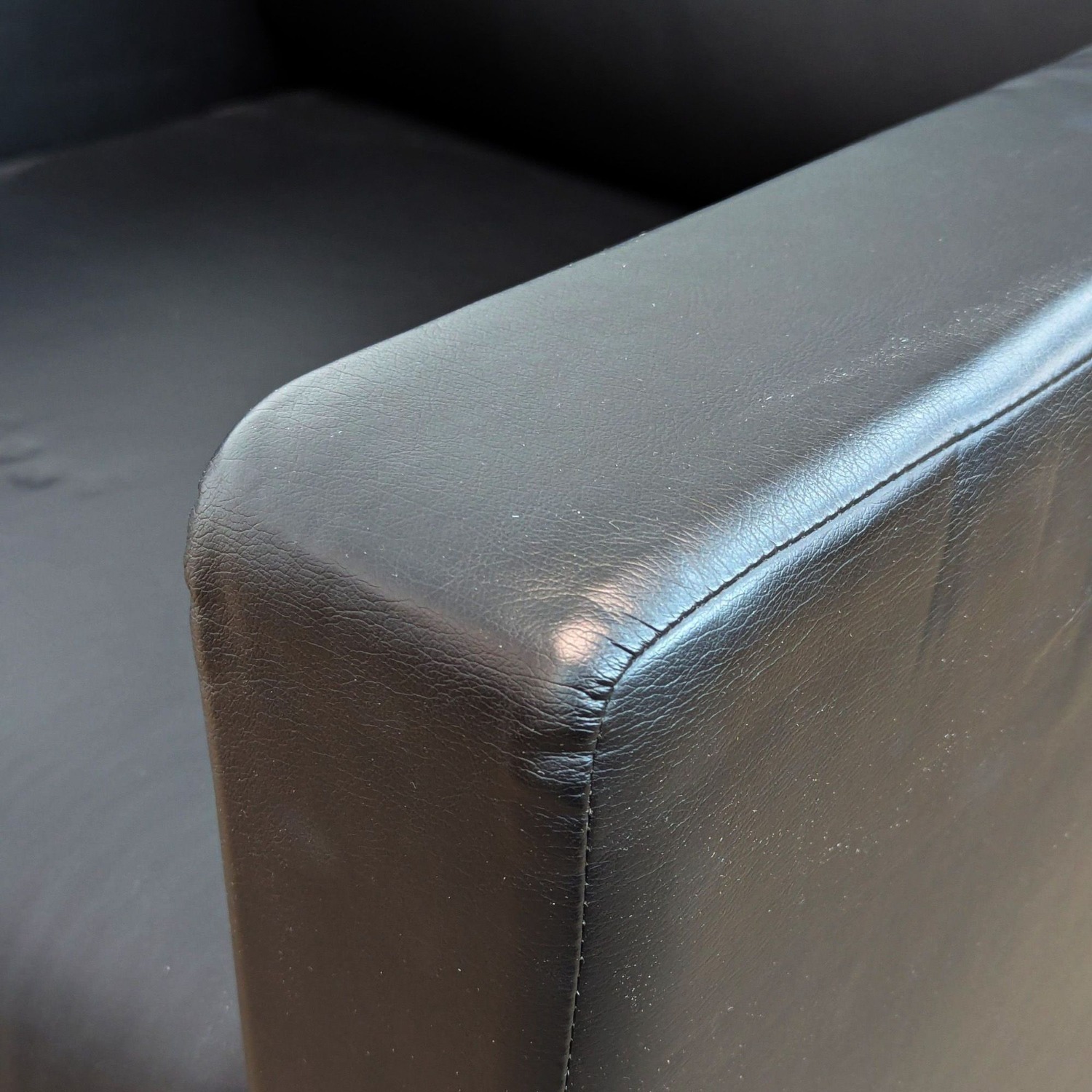 Pennant Faux Leather Modern Lounge Chair - image-4