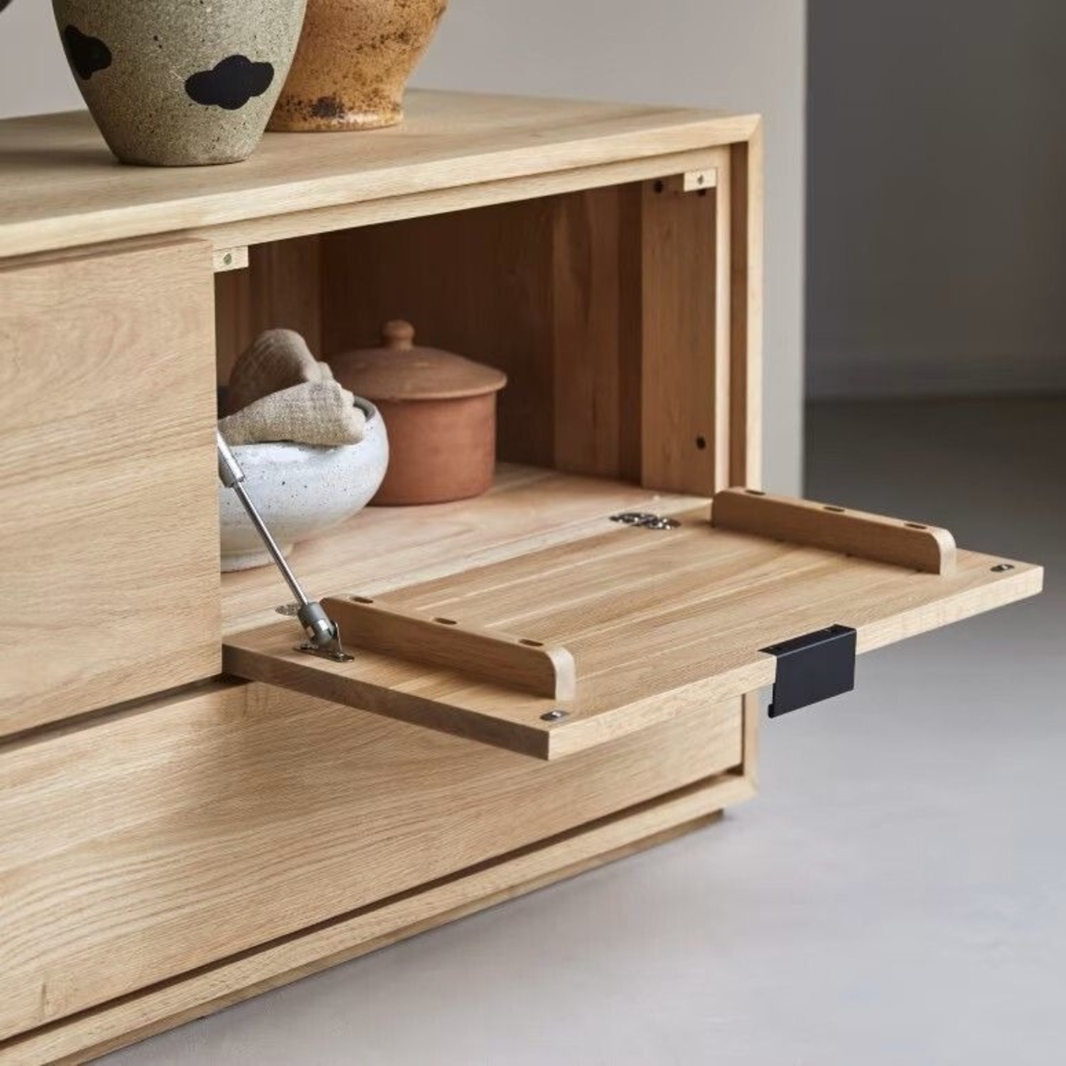 Tikamoon Sensen Solid Oak TV Stand - image-2