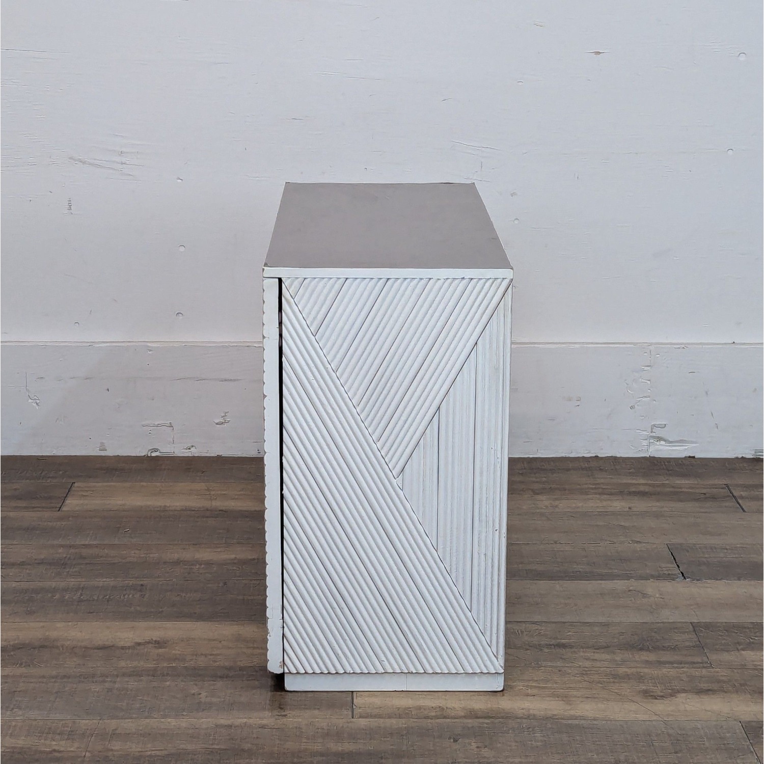 Halsey Solid Wood 2 Door Sideboard with Hand-Carved - image-4