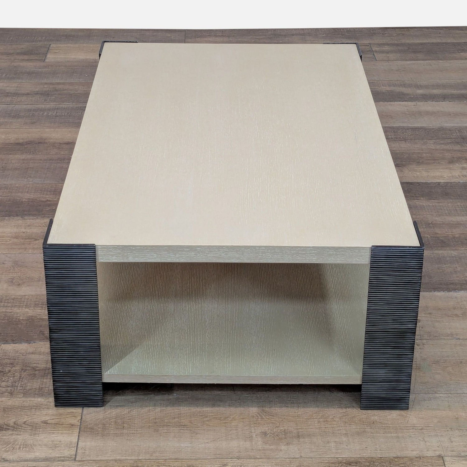 Mandalay Furnishings Spencer Coffee Table - image-7