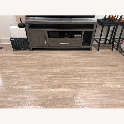 Used Insignia™ Gaming TV Stand Up to 65 Gray for sale on AptDeco