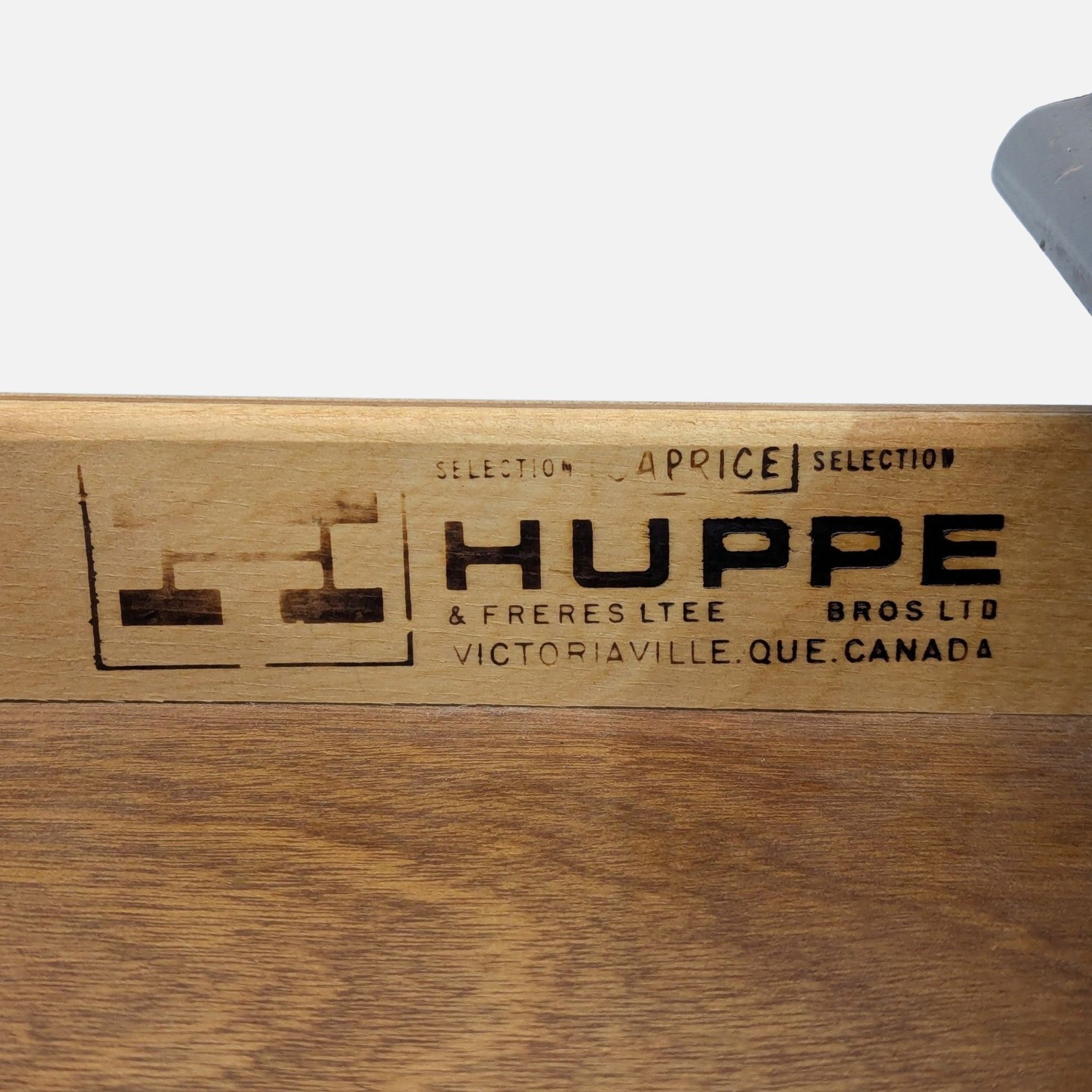 Huppe & Freres Ltee Chinese Style One Drawer  - image-6