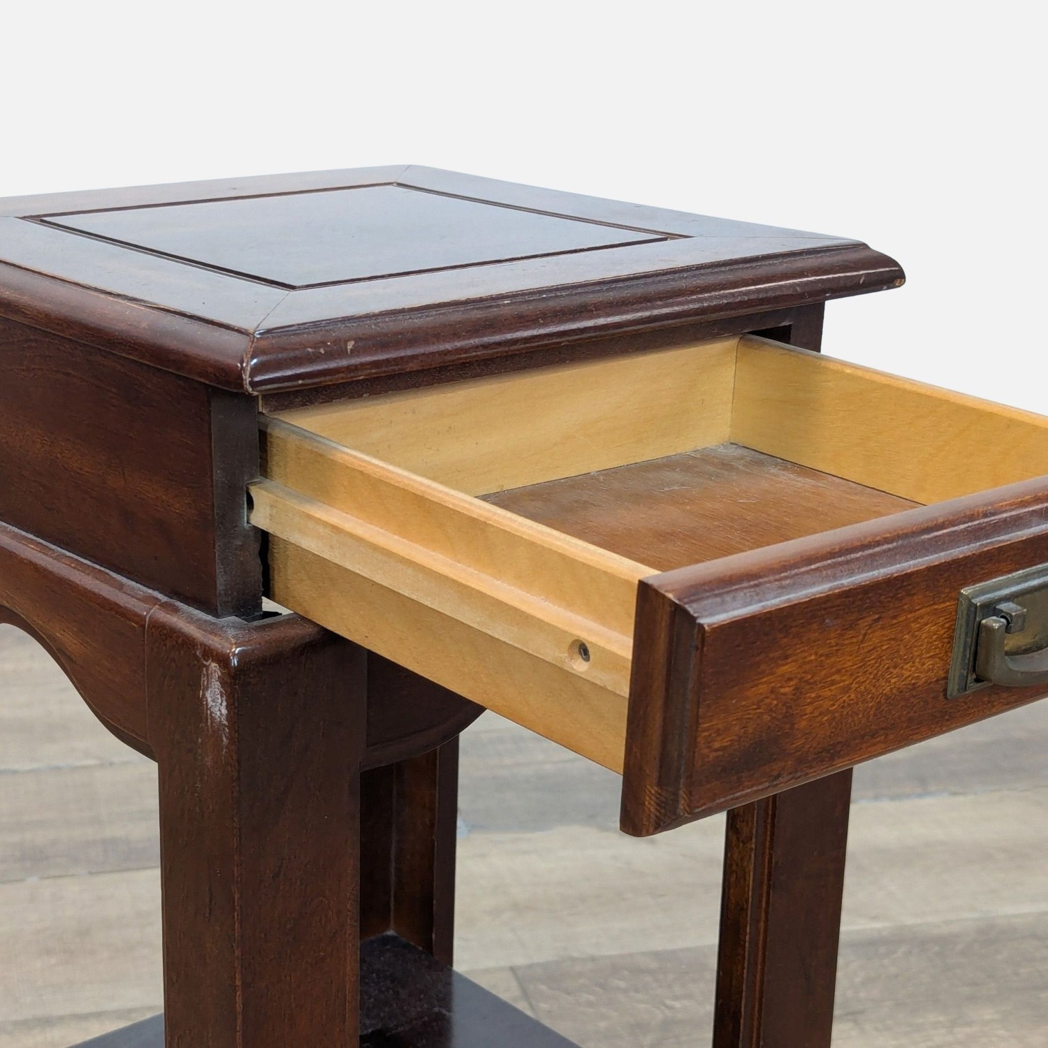 Huppe & Freres Ltee Chinese Style One Drawer  - image-3