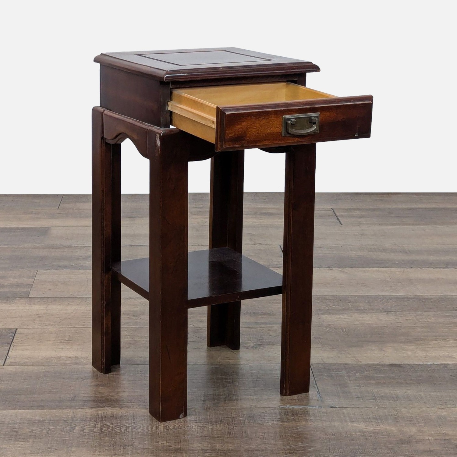 Huppe & Freres Ltee Chinese Style One Drawer  - image-2