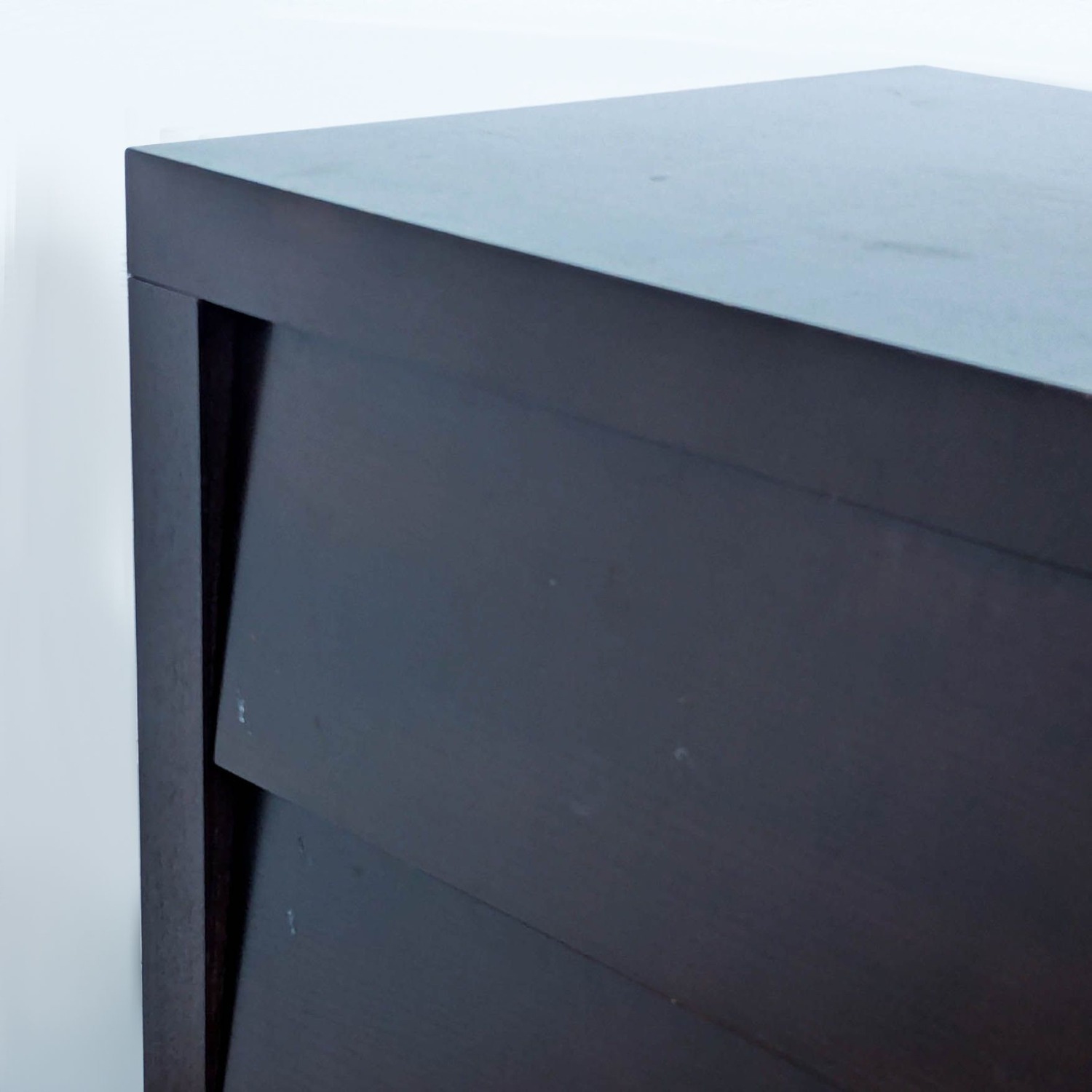 Ethan Allen 6-Drawer Contemporary Dresser - image-9