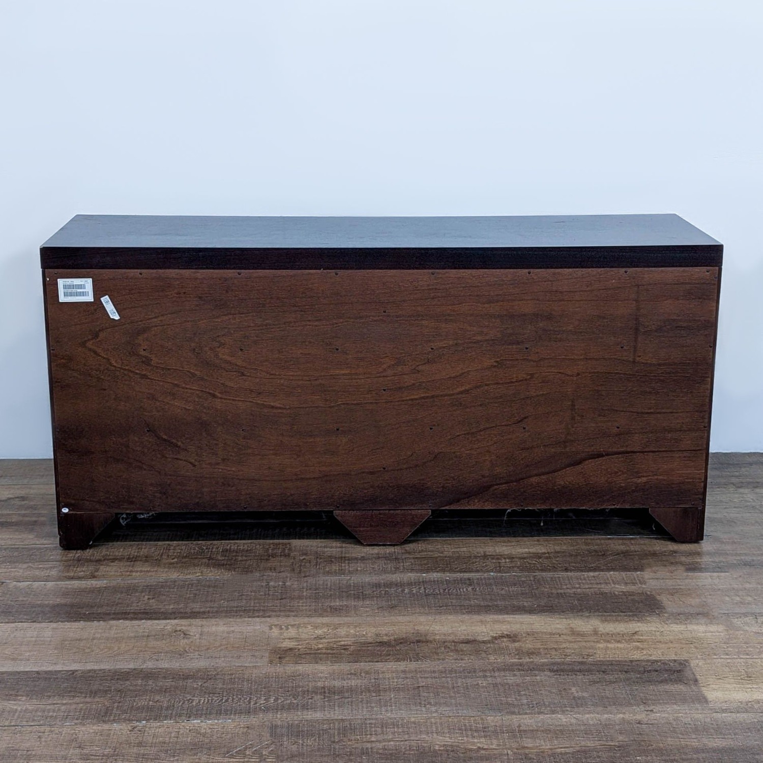 Ethan Allen 6-Drawer Contemporary Dresser - image-4