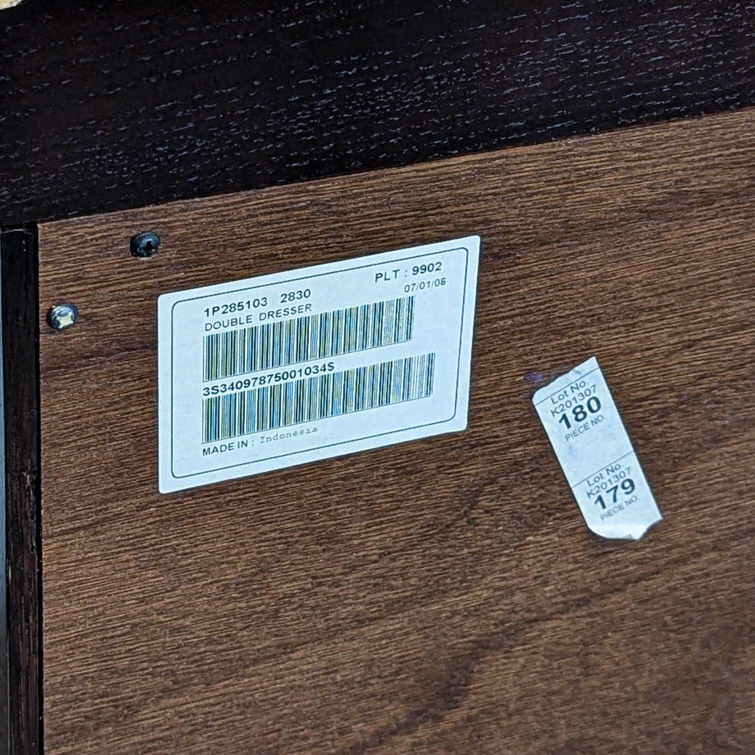 Ethan Allen 6-Drawer Contemporary Dresser - image-7