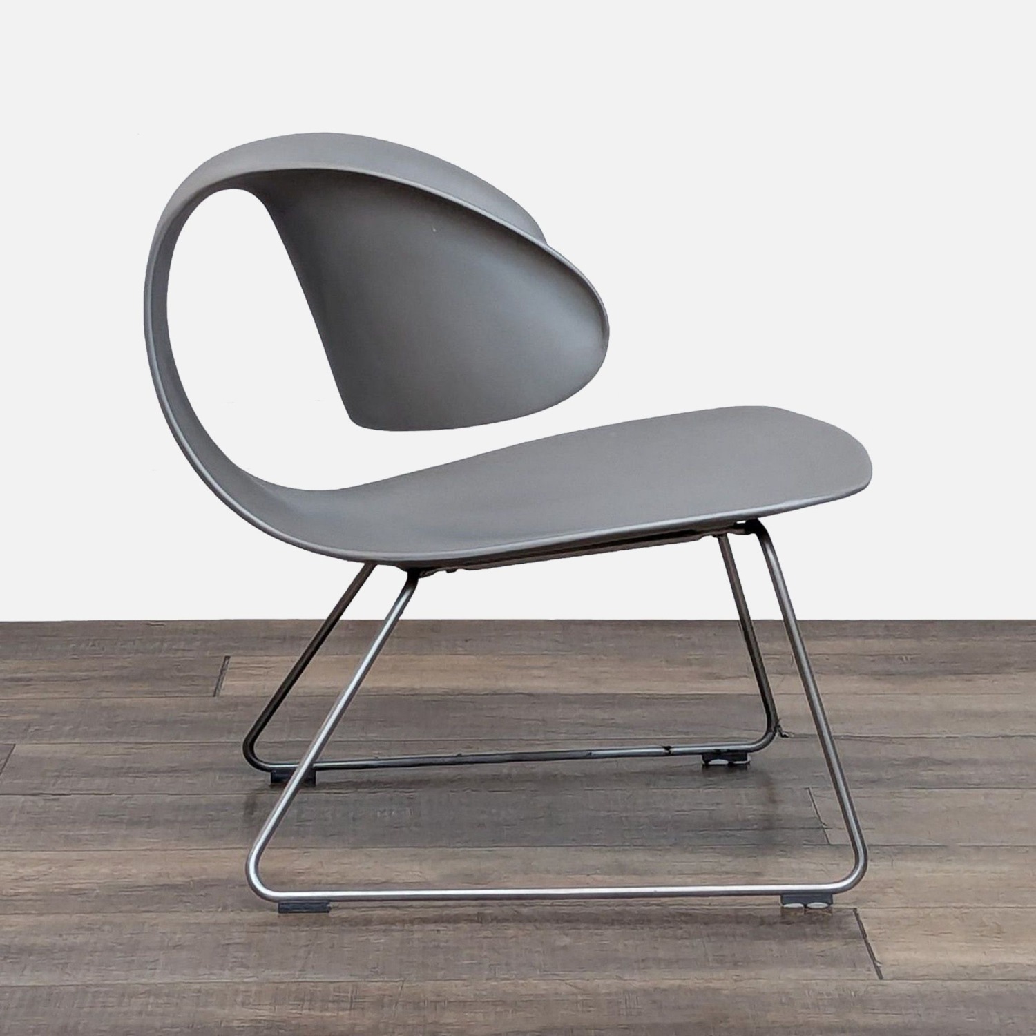 Sawaya & Maroni Maxima Modern Chair - image-3
