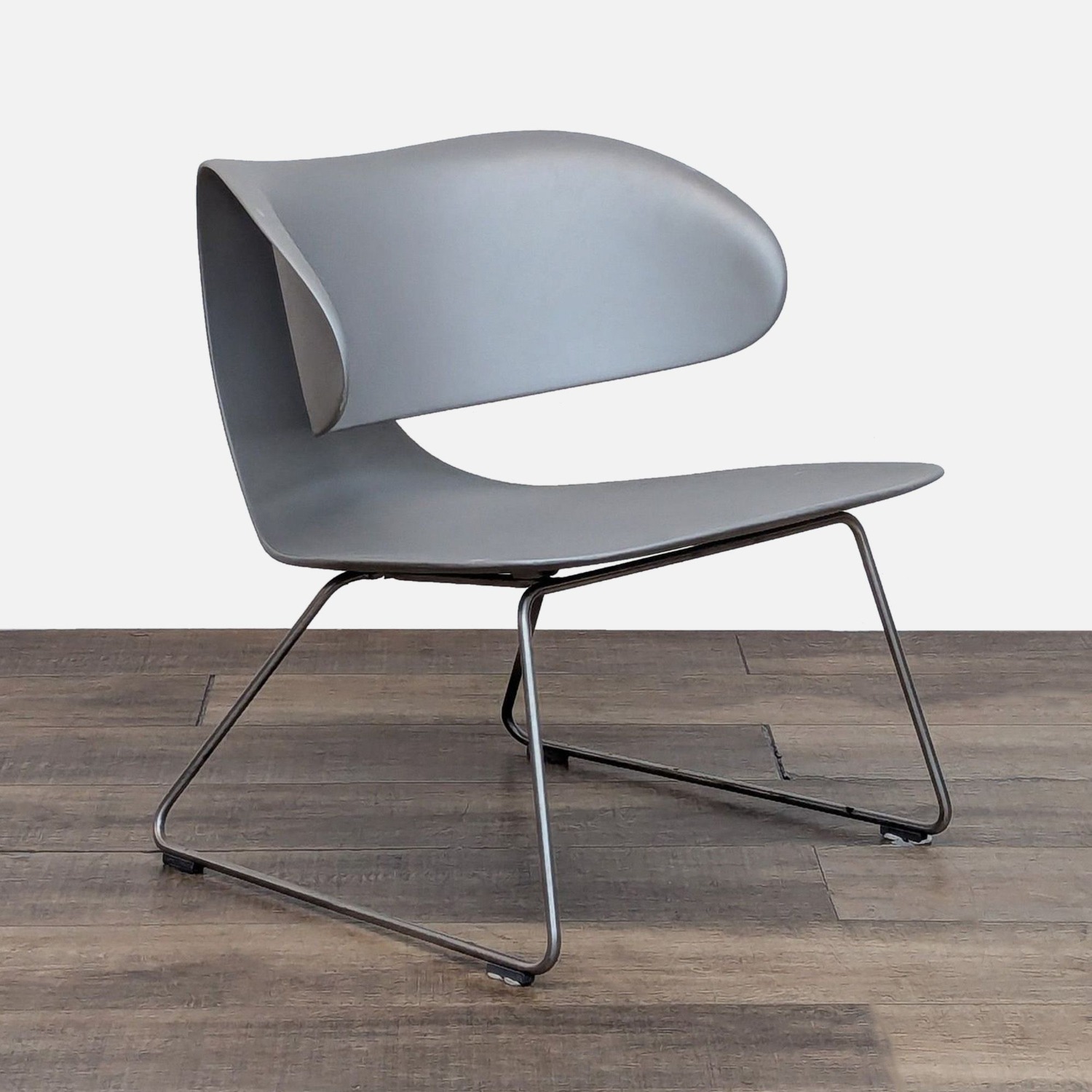 Sawaya & Maroni Maxima Modern Chair - image-2