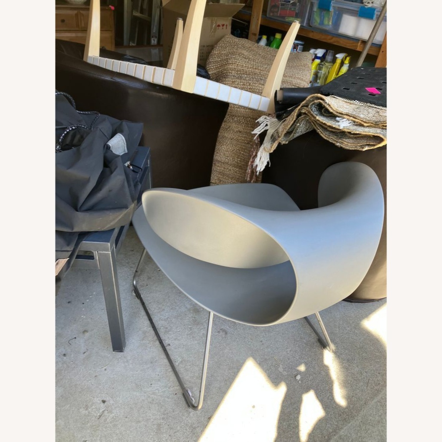 Sawaya & Maroni Maxima Modern Chair - image-1