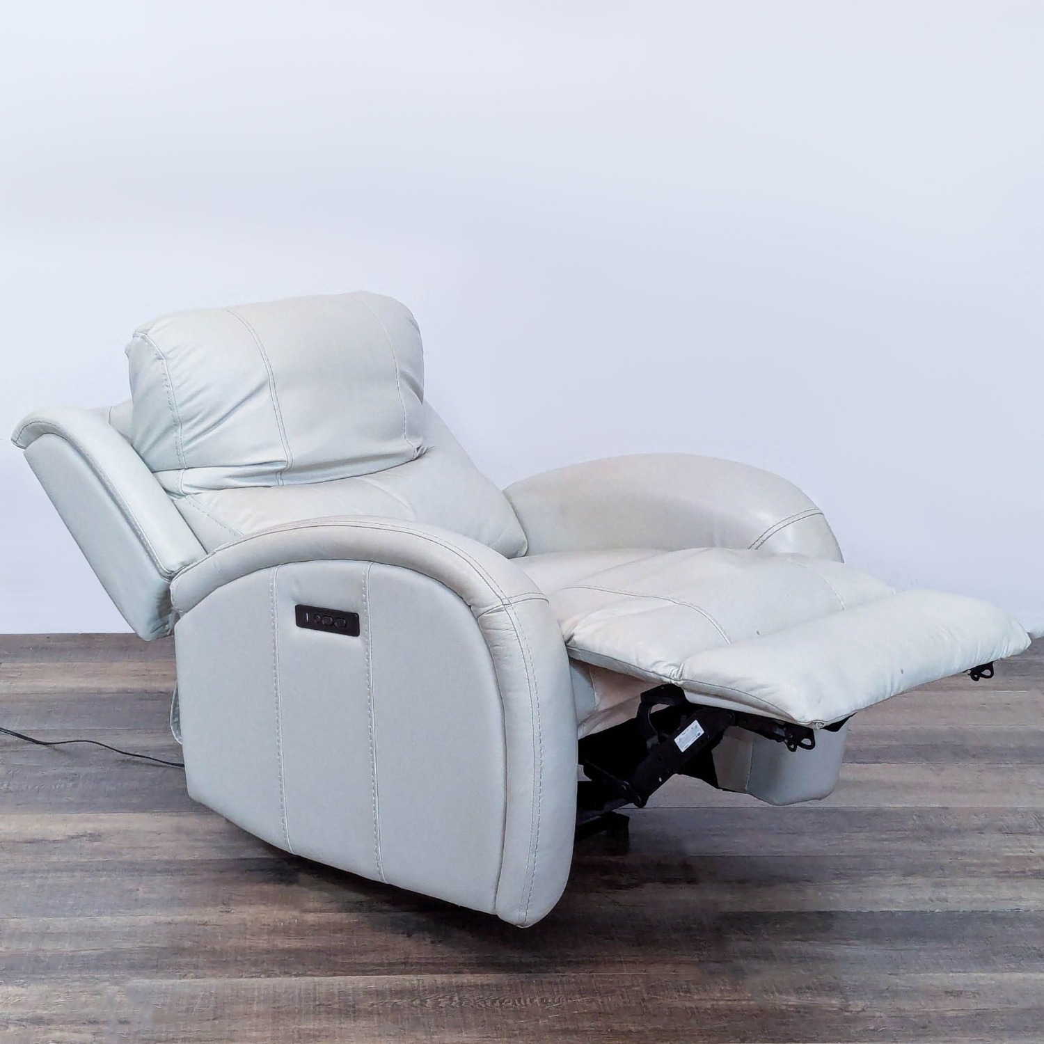 Macy‚ Leiston Leather Dual Power Recliner  - image-4