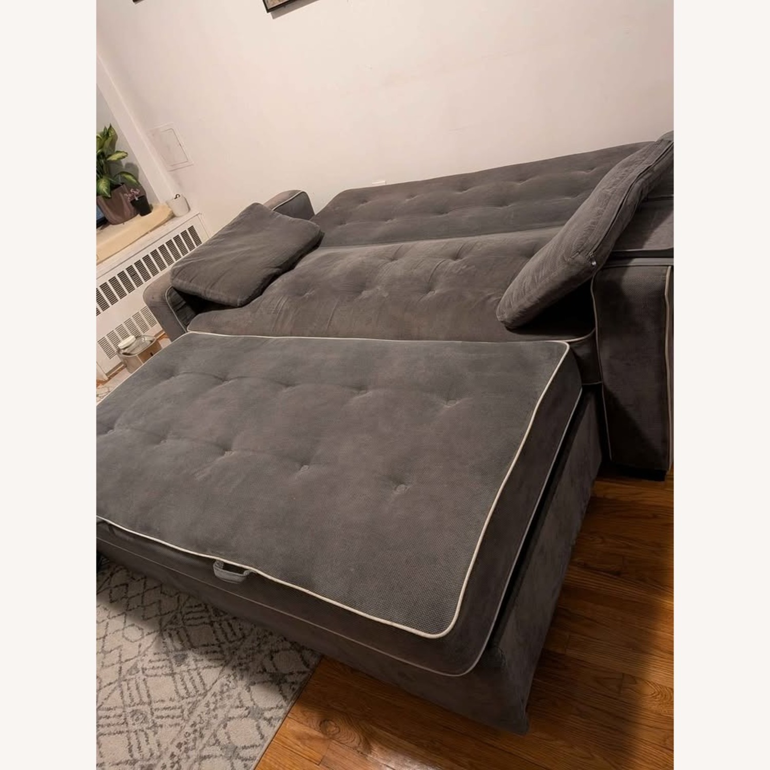 Elegant Serta Monrot Sleeper Sofa - image-4