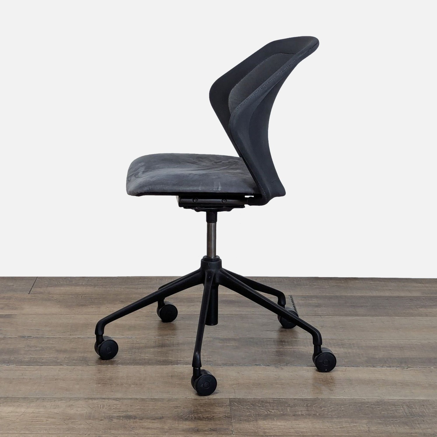 Ligne Roset Piccione Modern Office Chair - image-4