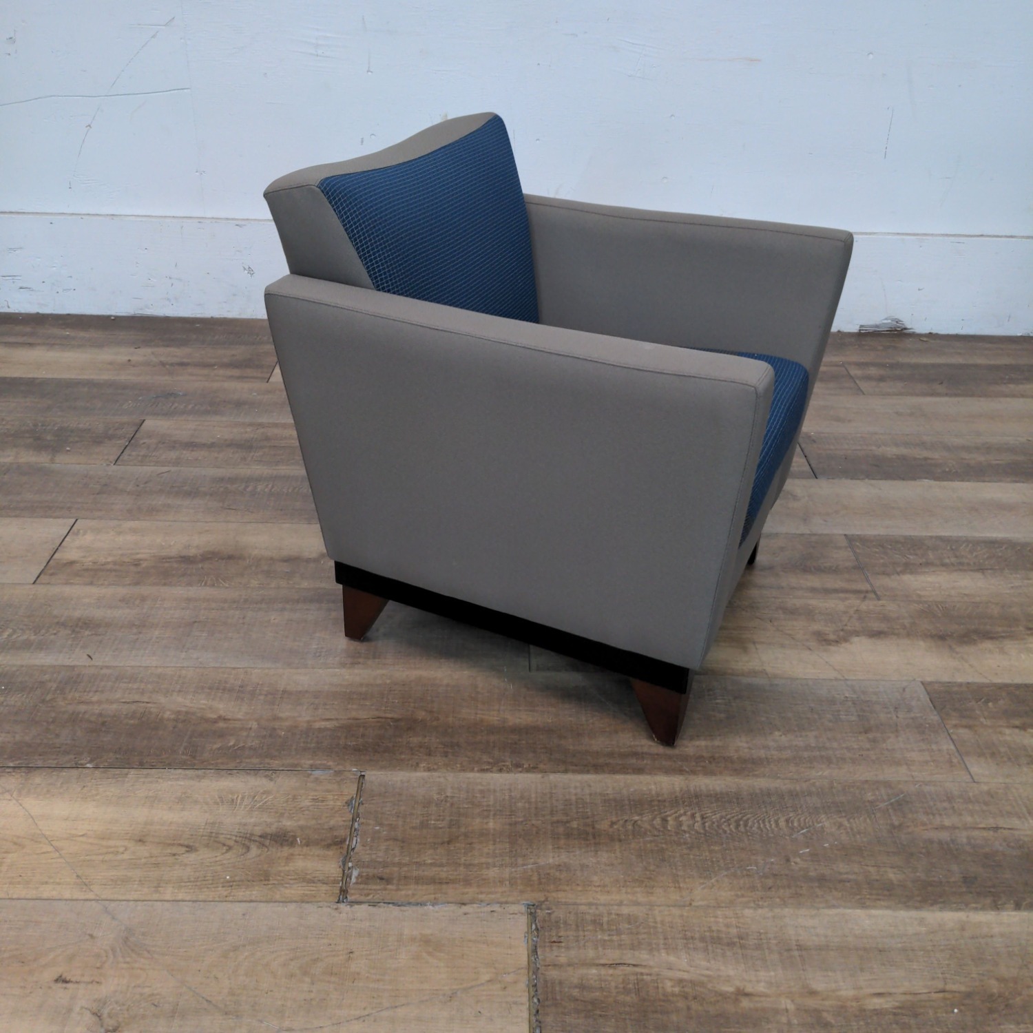 Huddle Commercial Grade Office Chair by Arcadia  - image-8