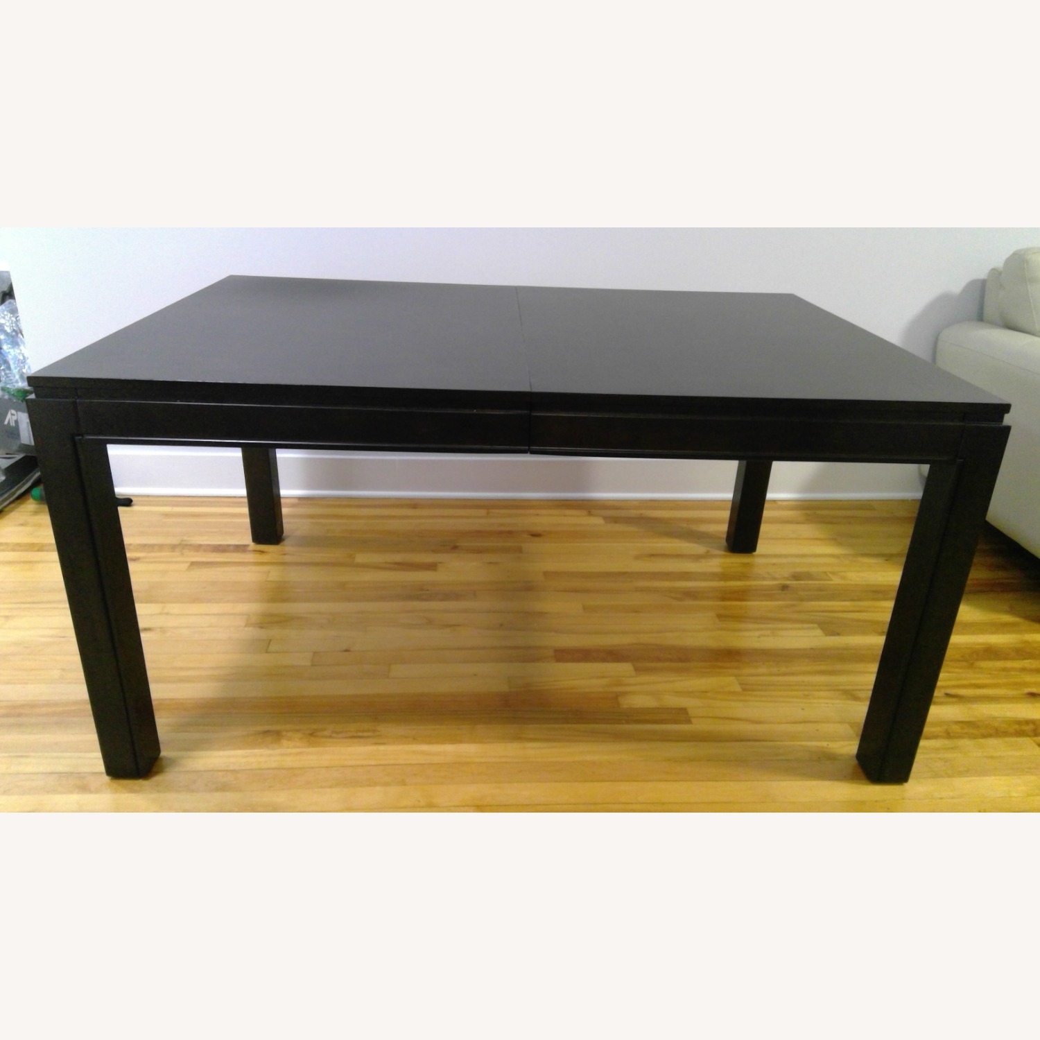 Logan 5-pc Dining Set - image-4