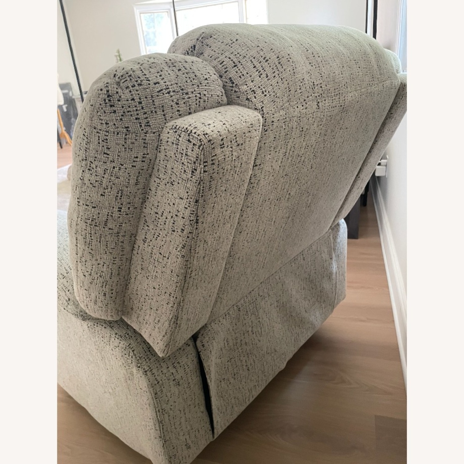 Wade Logan Albrah Light Gray Fabric Wide Recliner - image-3