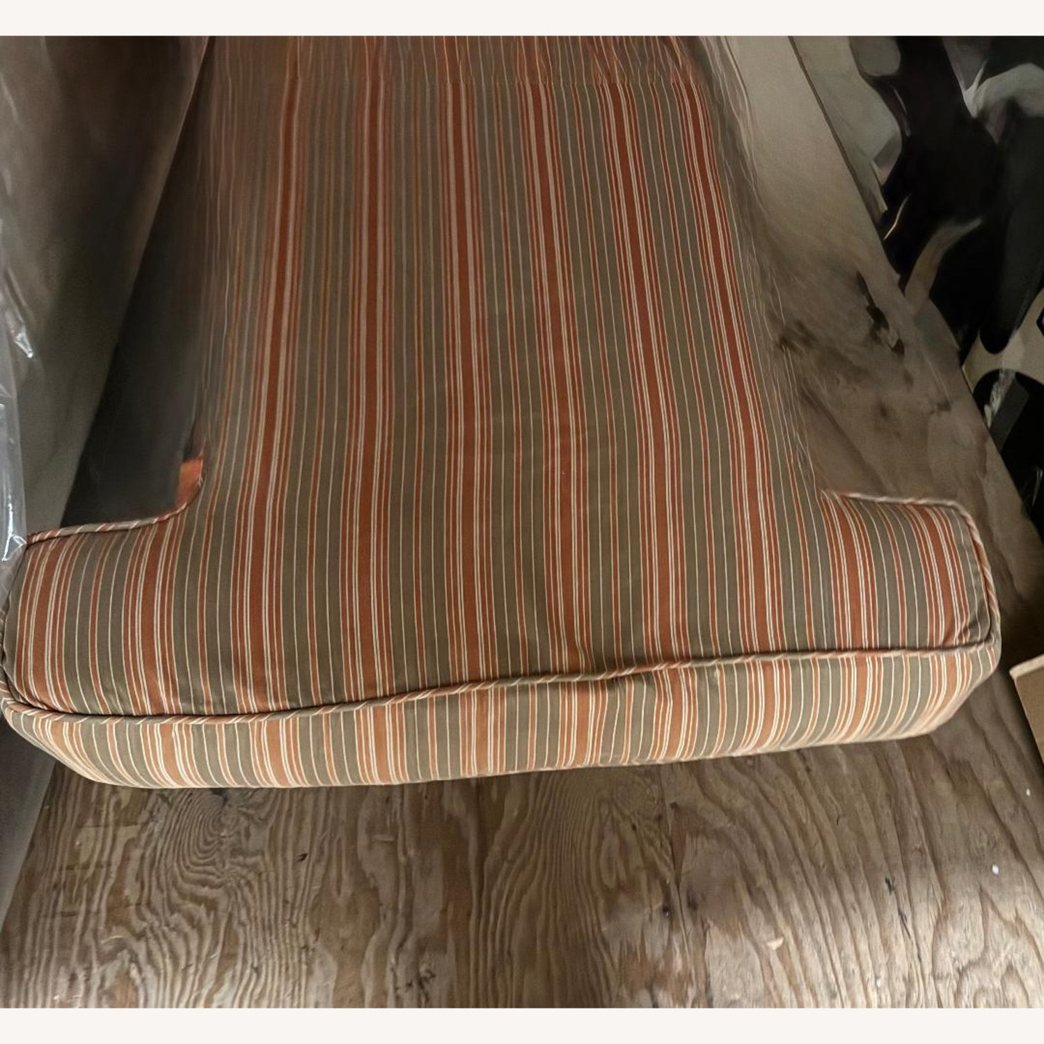 HD Buttercup Fabric Armchair - image-3