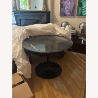 Round Black Marble Pedestal Dining Table – Modern