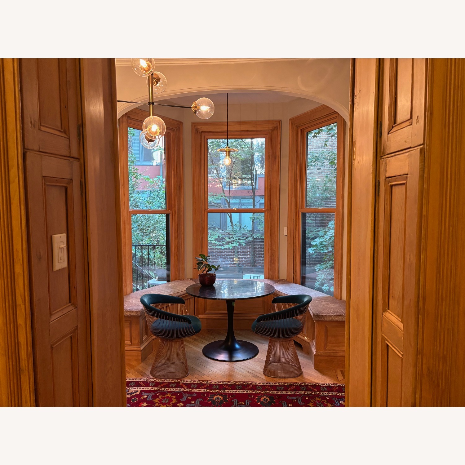 Round Black Marble Pedestal Dining Table – Modern - image-2