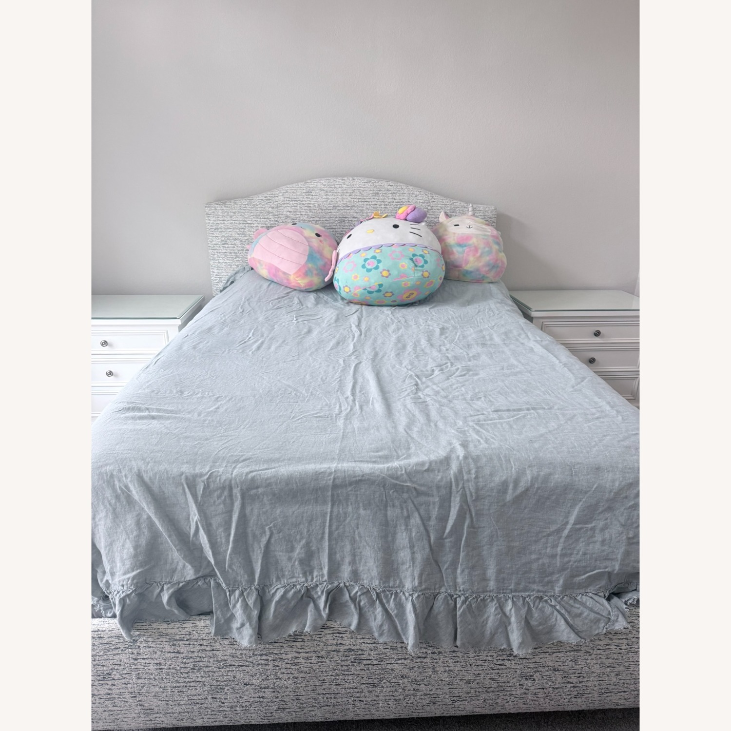 Ethan Allen Fabric Queen Storage Bed - image-5