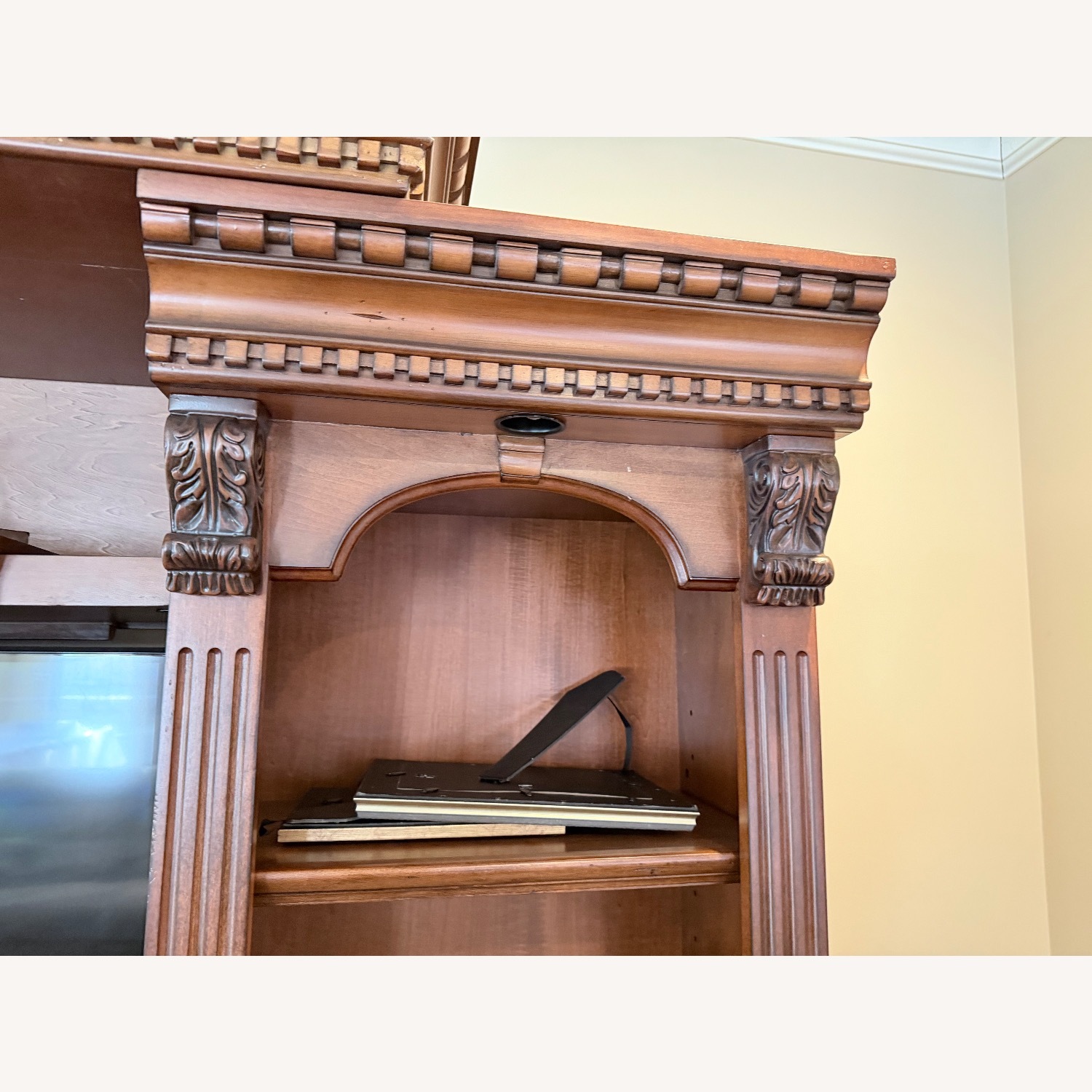 9’ x 7’ Wall Unit - image-4