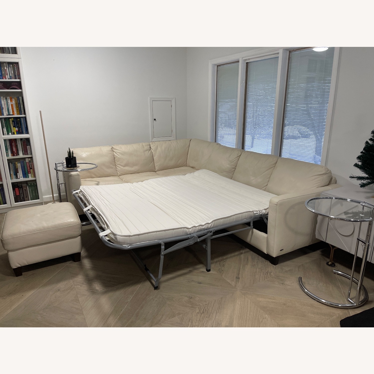 Divani & Divani White Sleeper Sofa - image-2