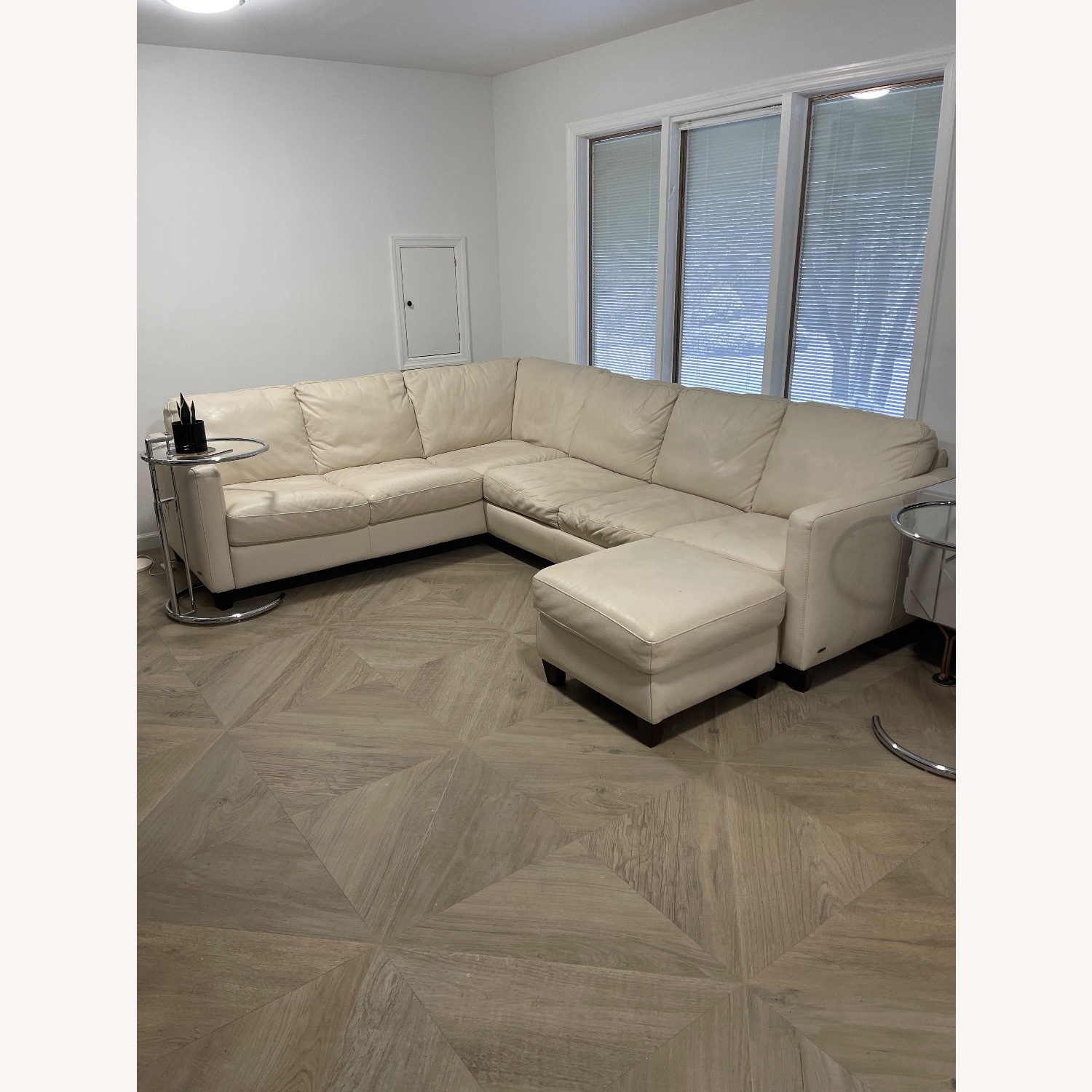 Divani & Divani White Sleeper Sofa - image-5