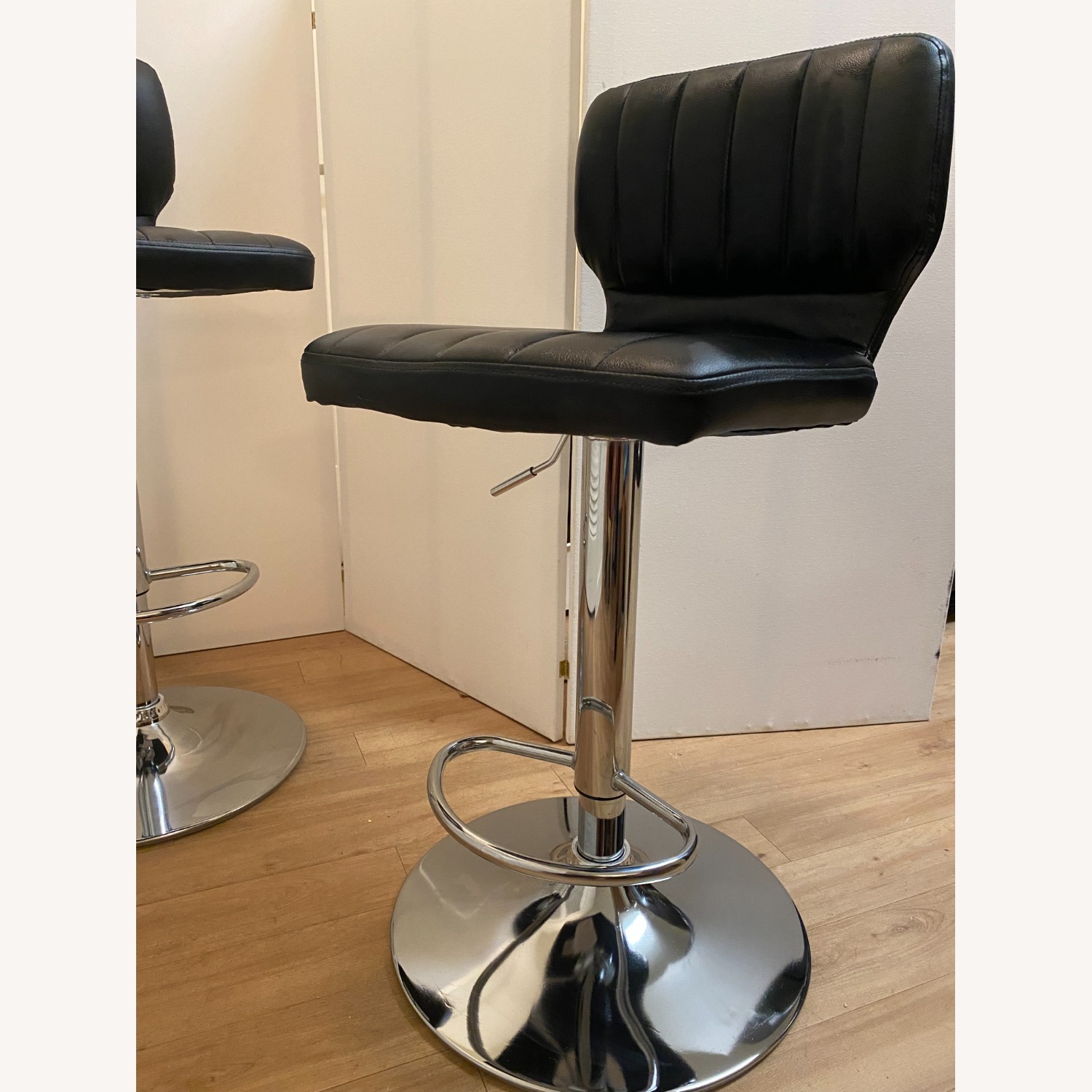 Flash Furniture Black Vinyl Stools - image-4