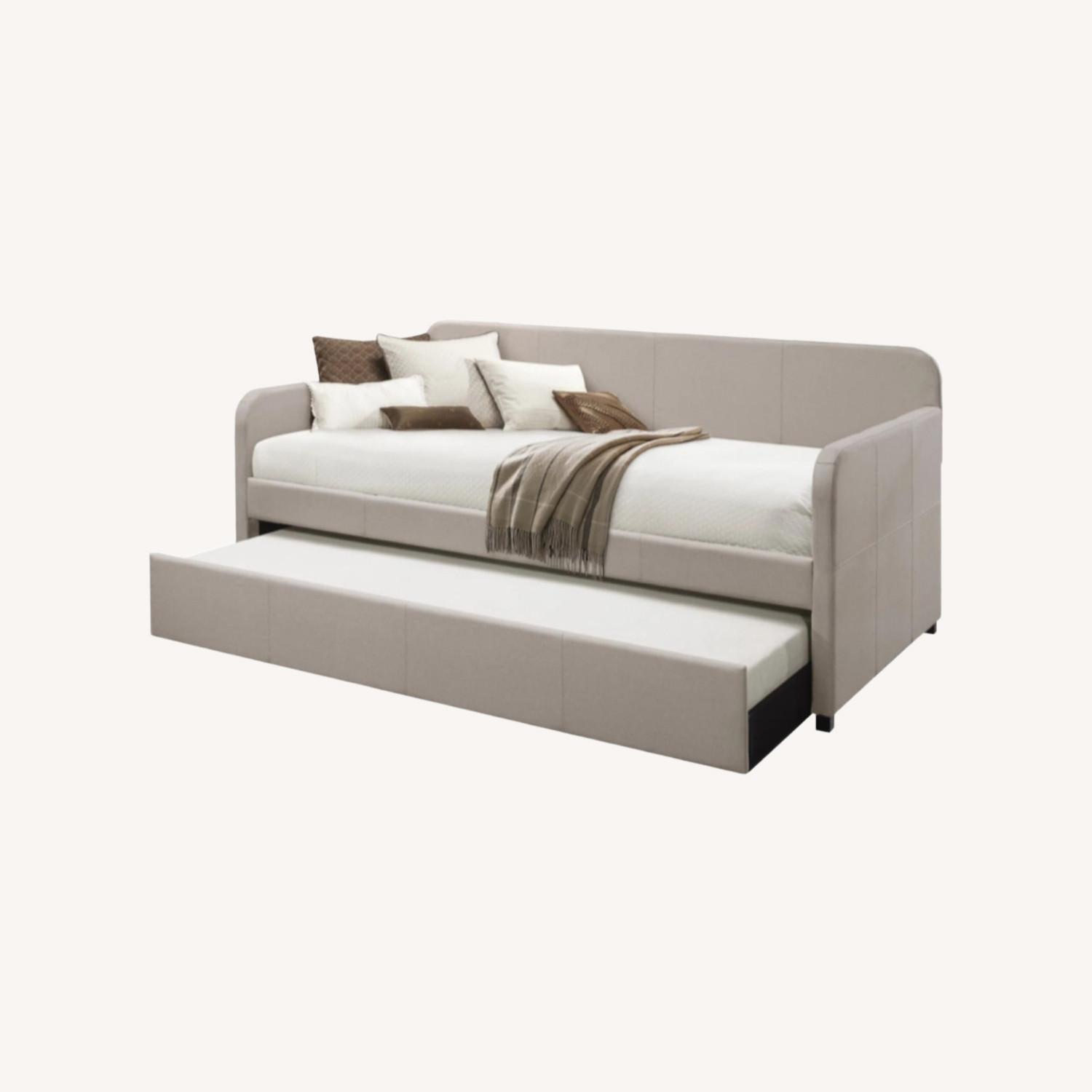 Aysun Upholstered Daybed with Trundle - image-0