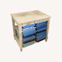 Ethan Allen “Library End Table” in “Cotton” 