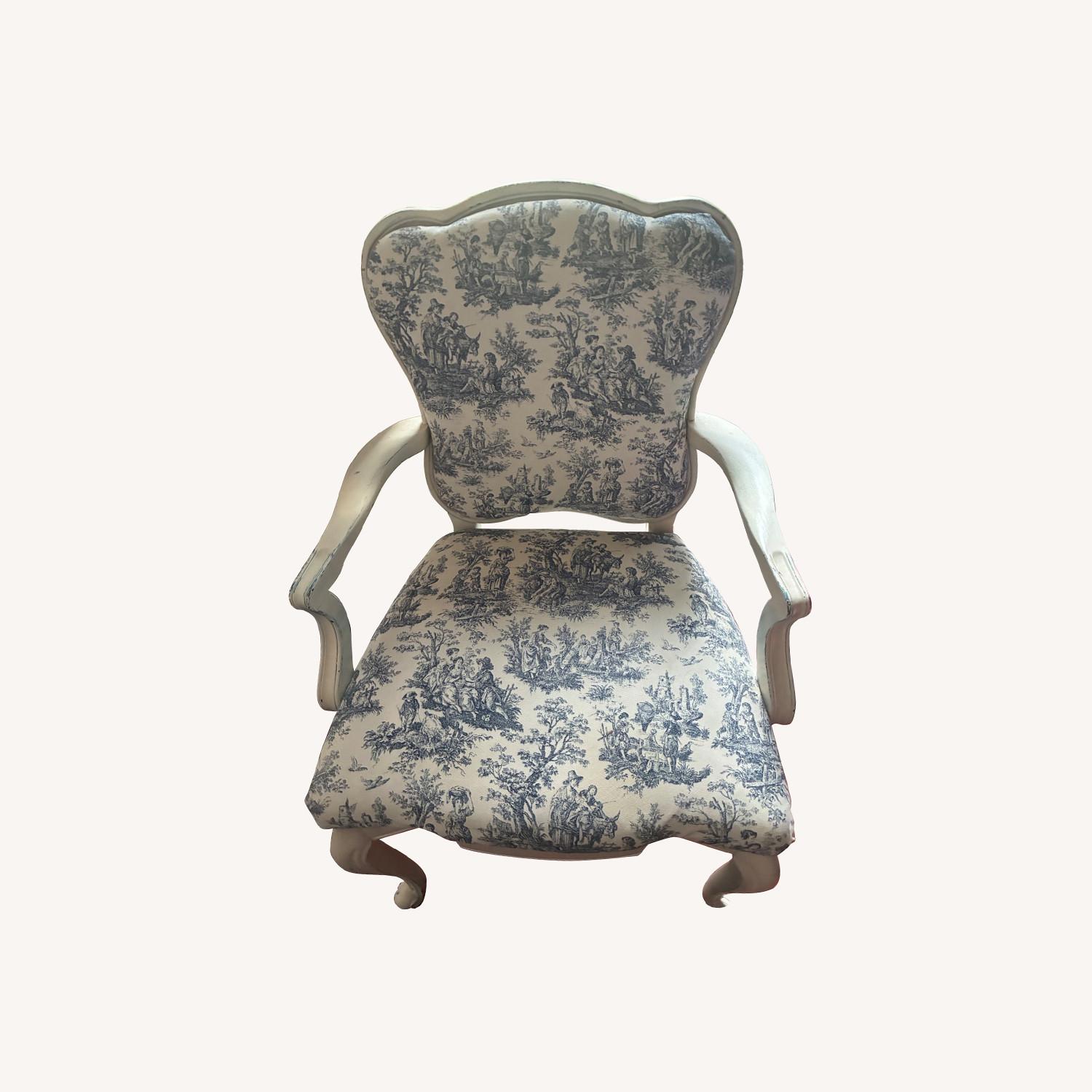Vintage/Antique White Fabric Accent Chair - image-5