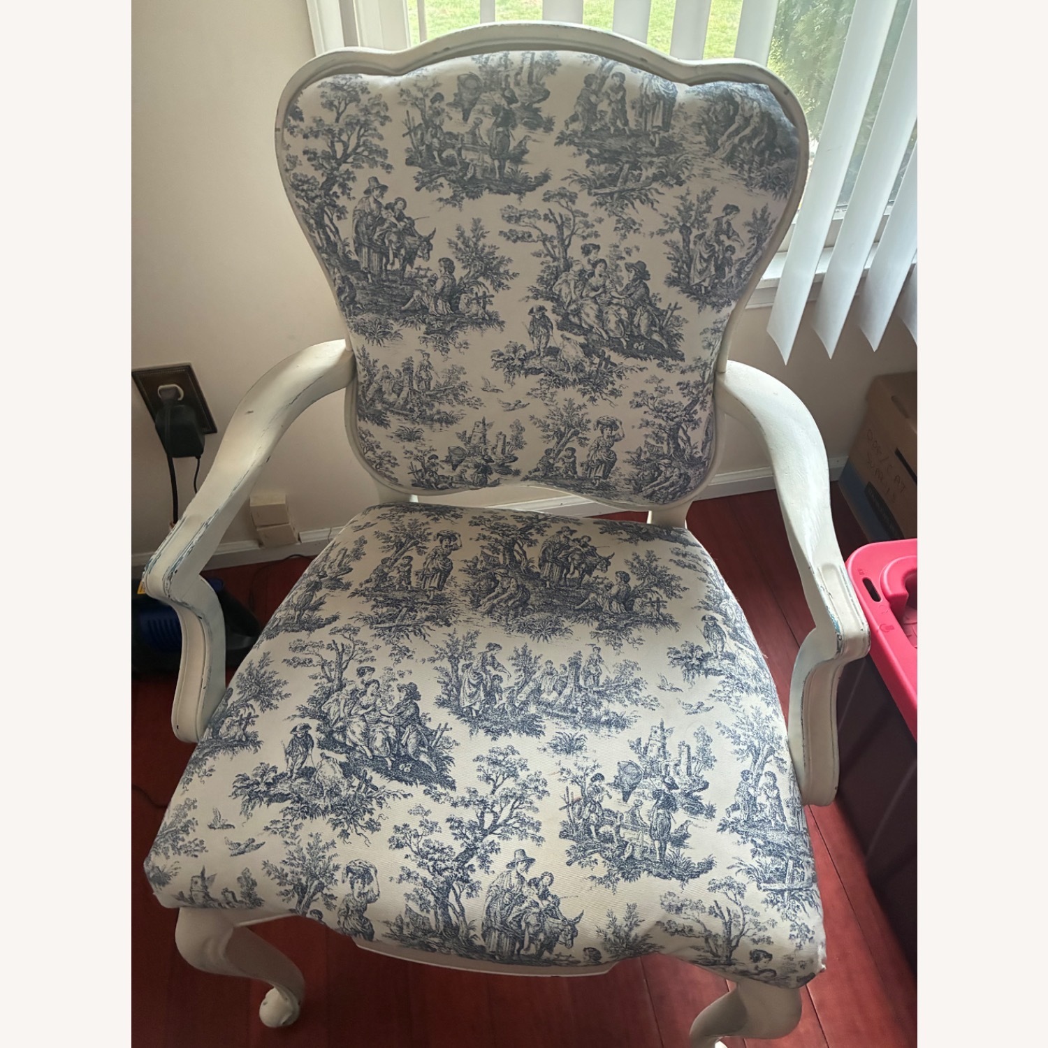 Vintage/Antique White Fabric Accent Chair - image-1