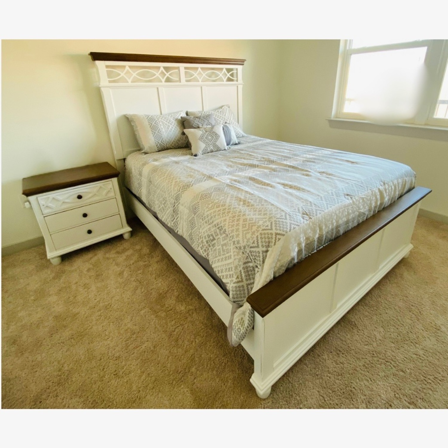 Nightstand  - image-2