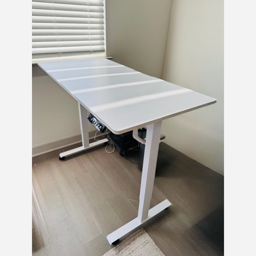 Used Electric Standing Desk for sale on AptDeco